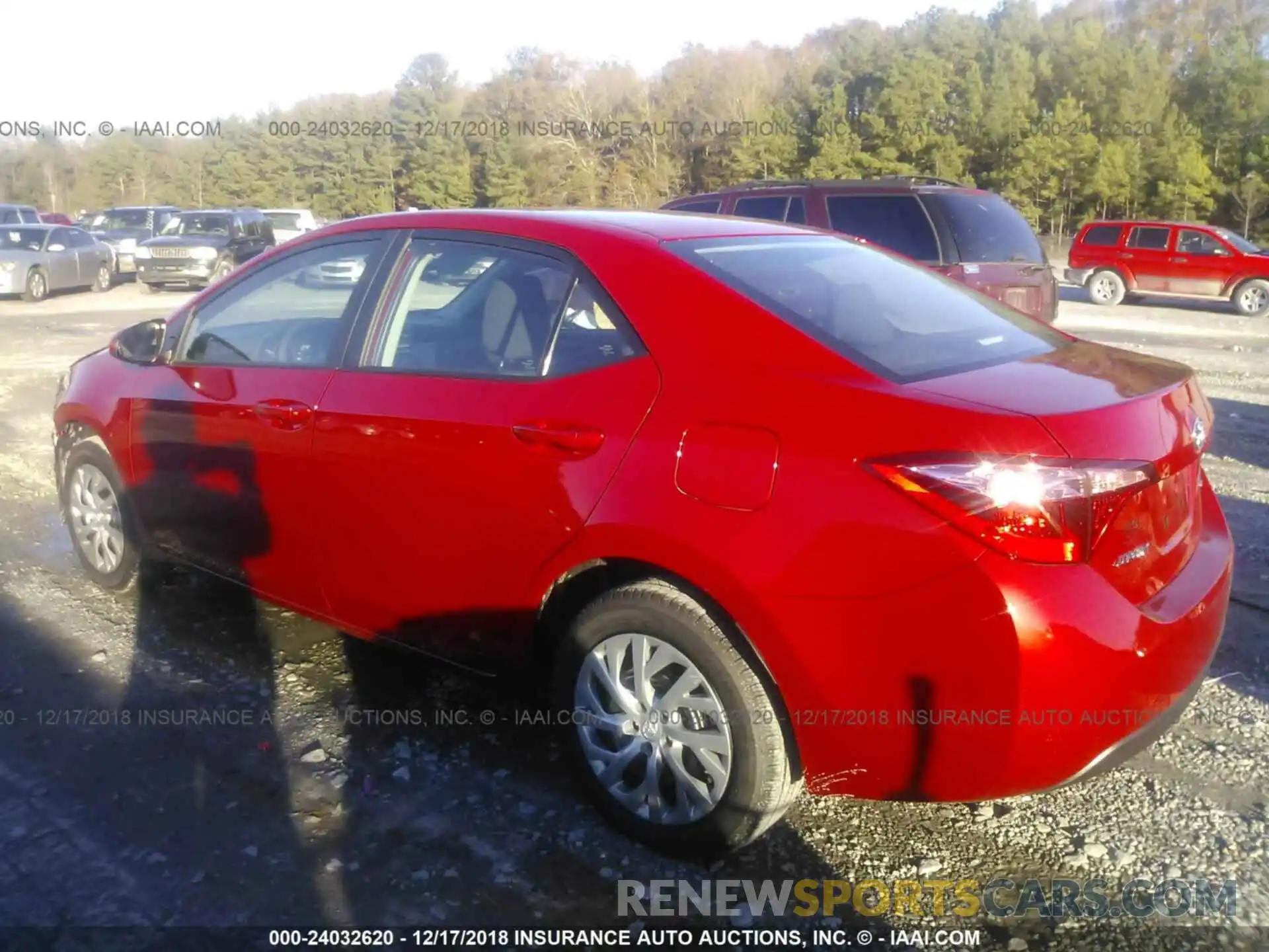 3 Photograph of a damaged car 2T1BURHE7KC156918 TOYOTA COROLLA 2019