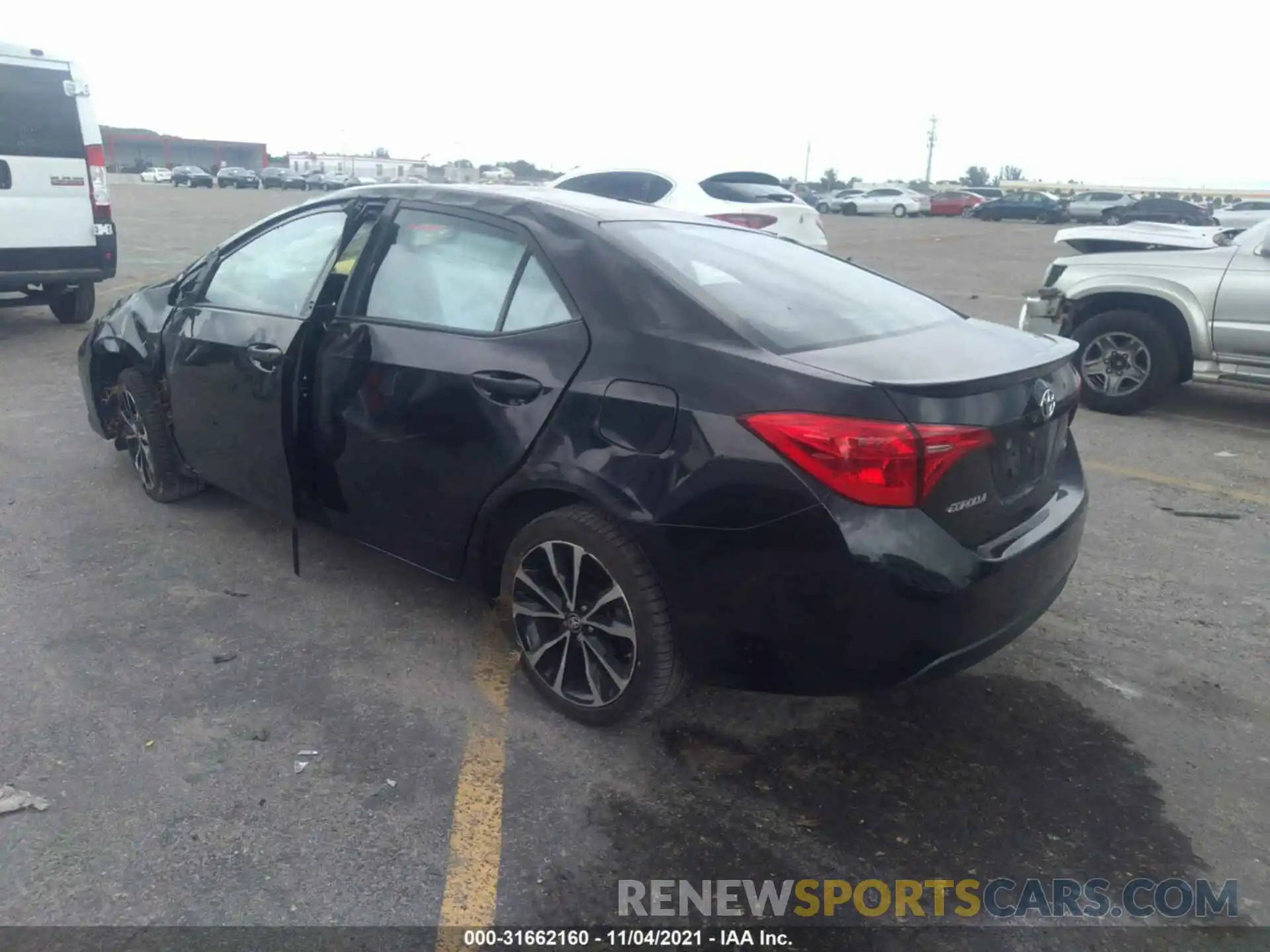 3 Photograph of a damaged car 2T1BURHE7KC157051 TOYOTA COROLLA 2019