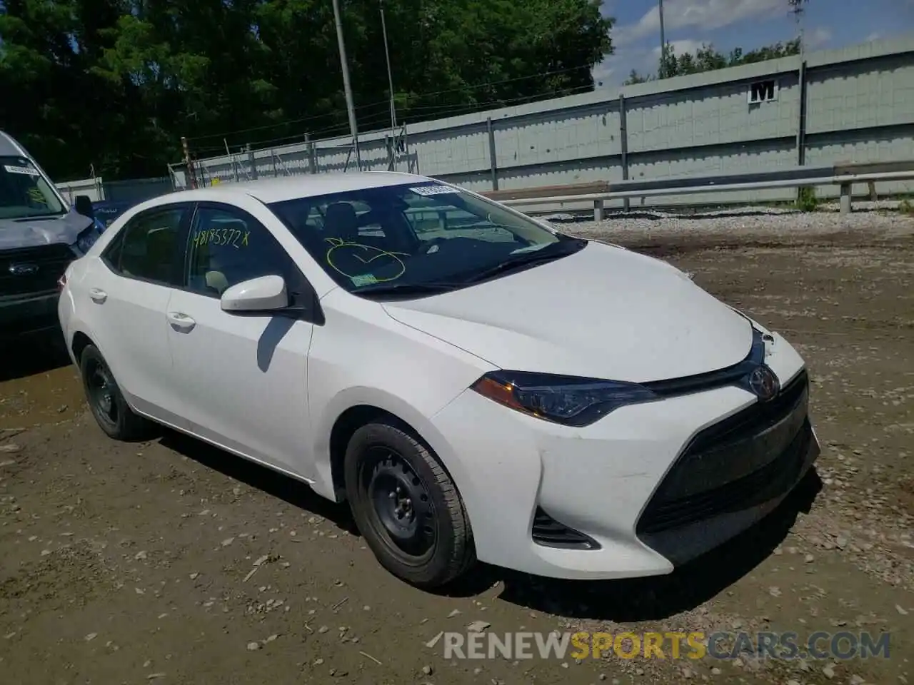 1 Photograph of a damaged car 2T1BURHE7KC158135 TOYOTA COROLLA 2019