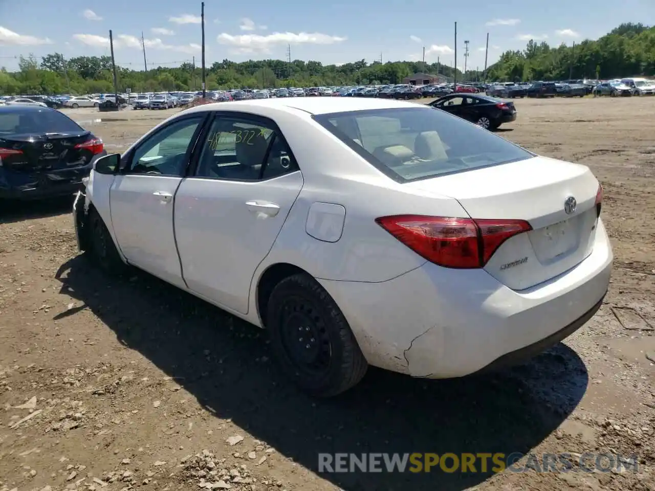 3 Photograph of a damaged car 2T1BURHE7KC158135 TOYOTA COROLLA 2019