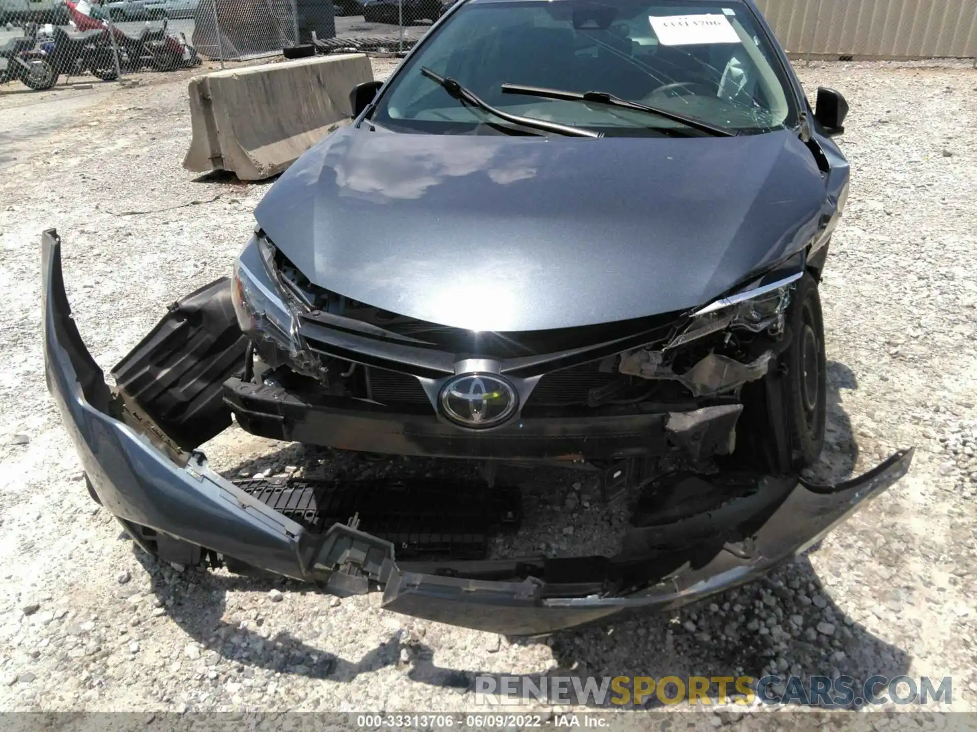 6 Photograph of a damaged car 2T1BURHE7KC159172 TOYOTA COROLLA 2019