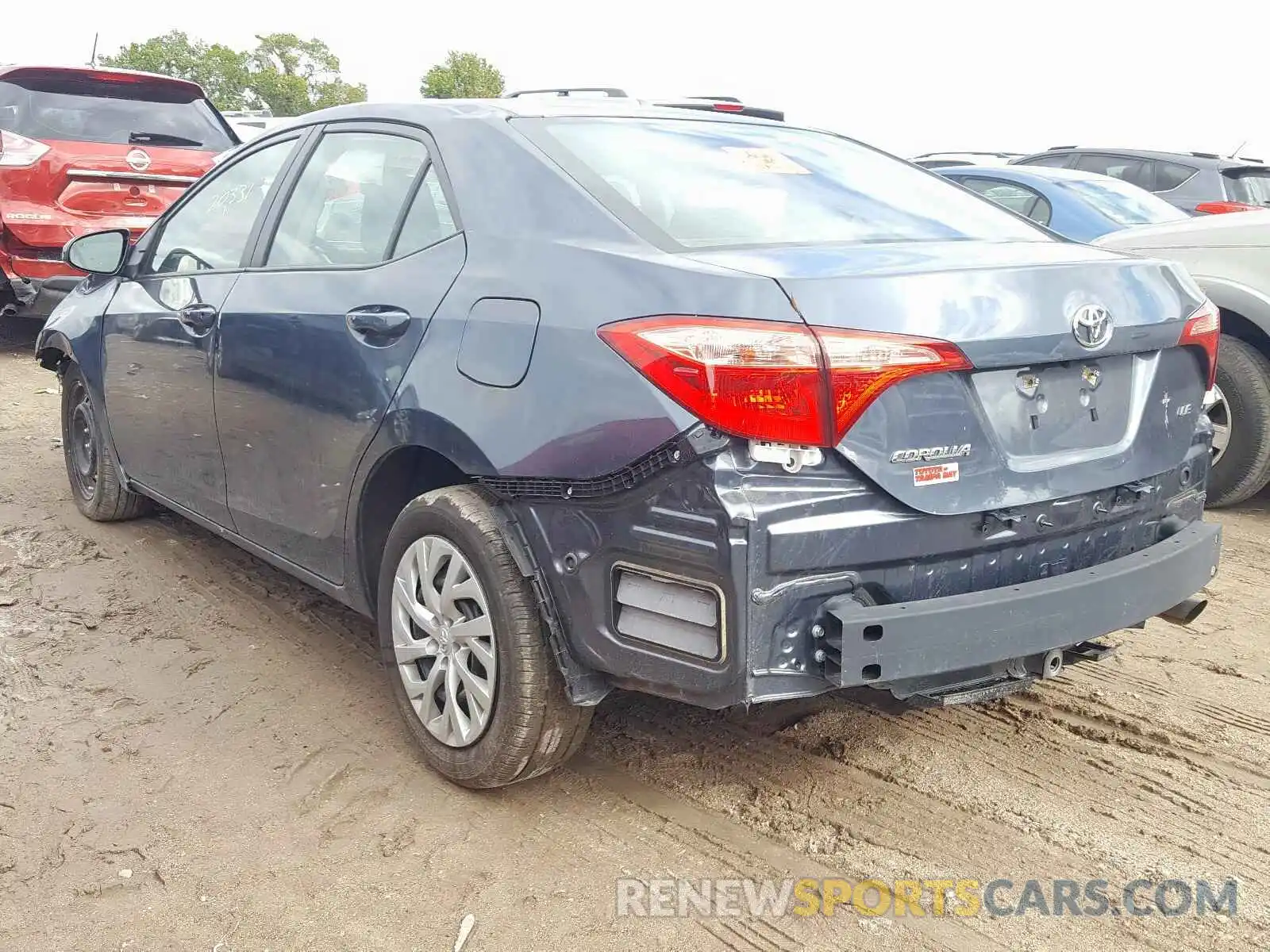 3 Photograph of a damaged car 2T1BURHE7KC159317 TOYOTA COROLLA 2019