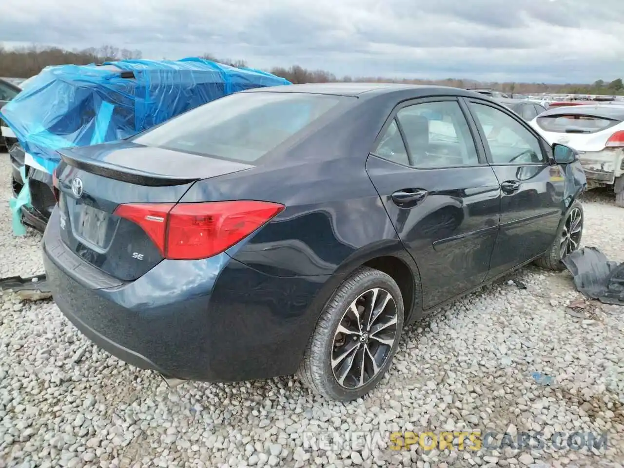 4 Photograph of a damaged car 2T1BURHE7KC159804 TOYOTA COROLLA 2019