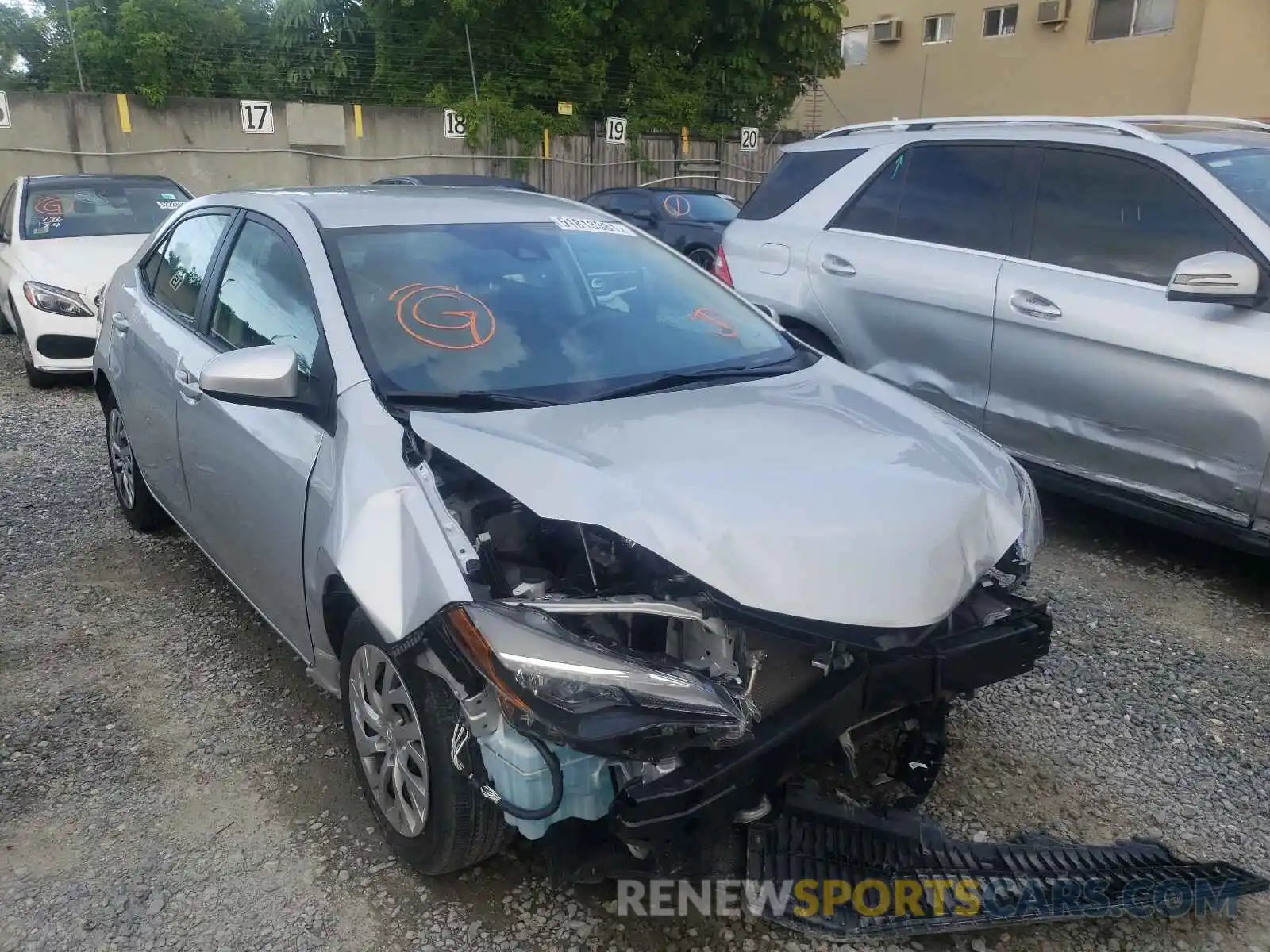 1 Photograph of a damaged car 2T1BURHE7KC159981 TOYOTA COROLLA 2019