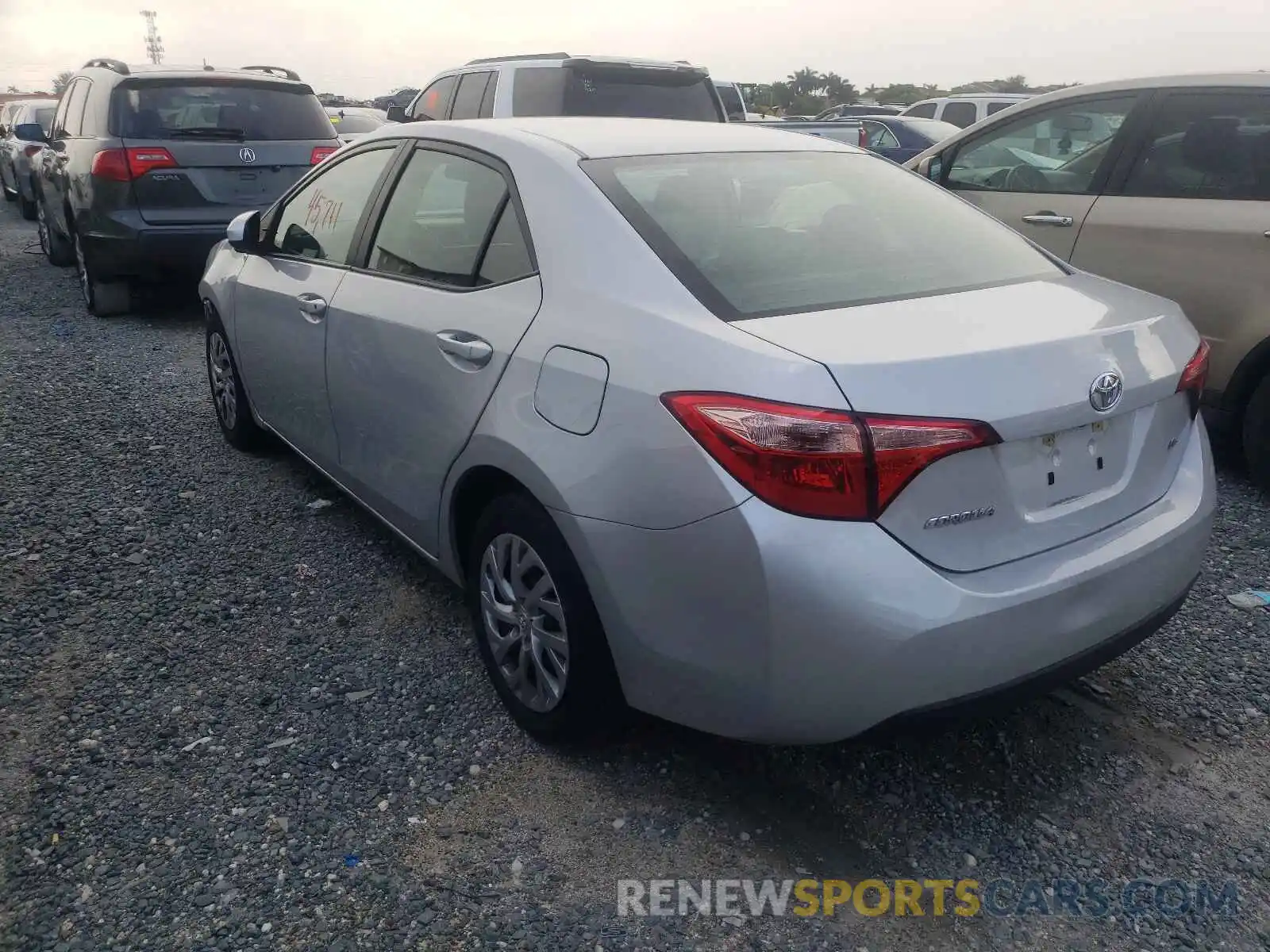 3 Photograph of a damaged car 2T1BURHE7KC159981 TOYOTA COROLLA 2019