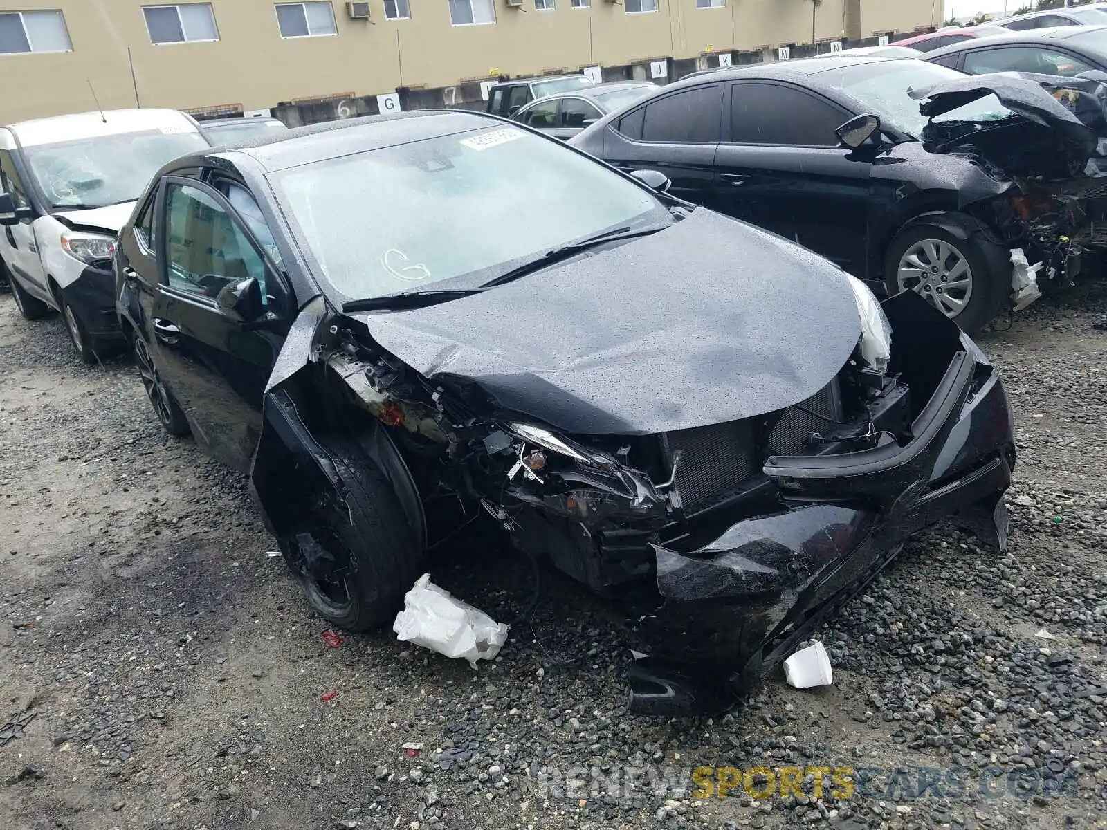 1 Photograph of a damaged car 2T1BURHE7KC159995 TOYOTA COROLLA 2019