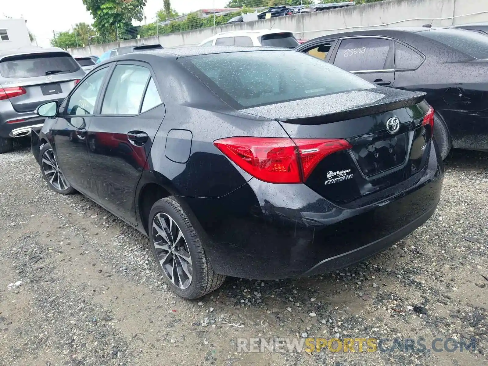 3 Photograph of a damaged car 2T1BURHE7KC159995 TOYOTA COROLLA 2019