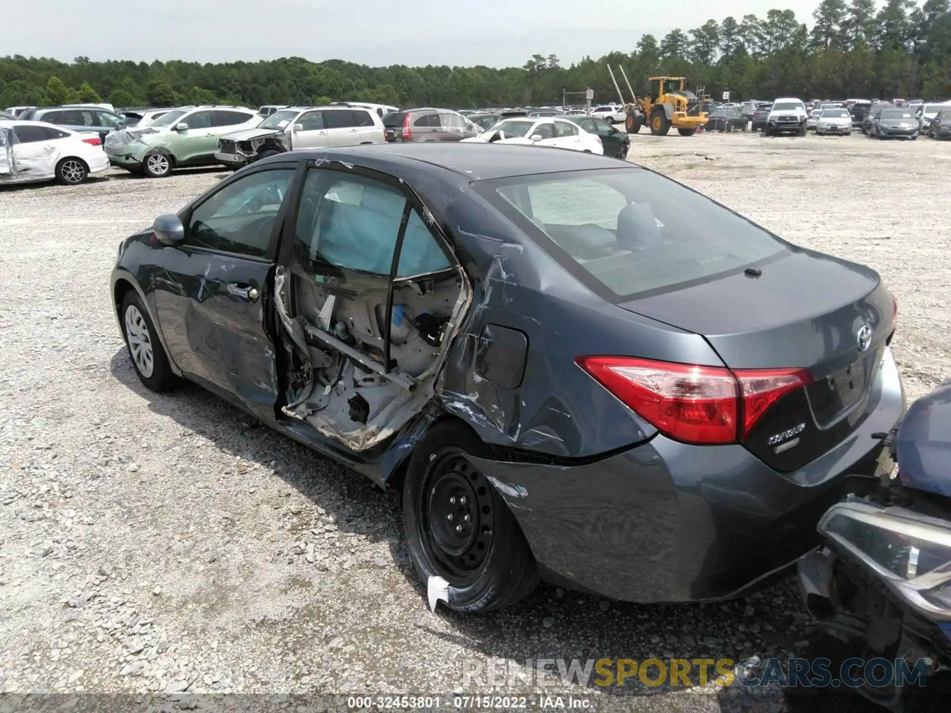 3 Photograph of a damaged car 2T1BURHE7KC160029 TOYOTA COROLLA 2019