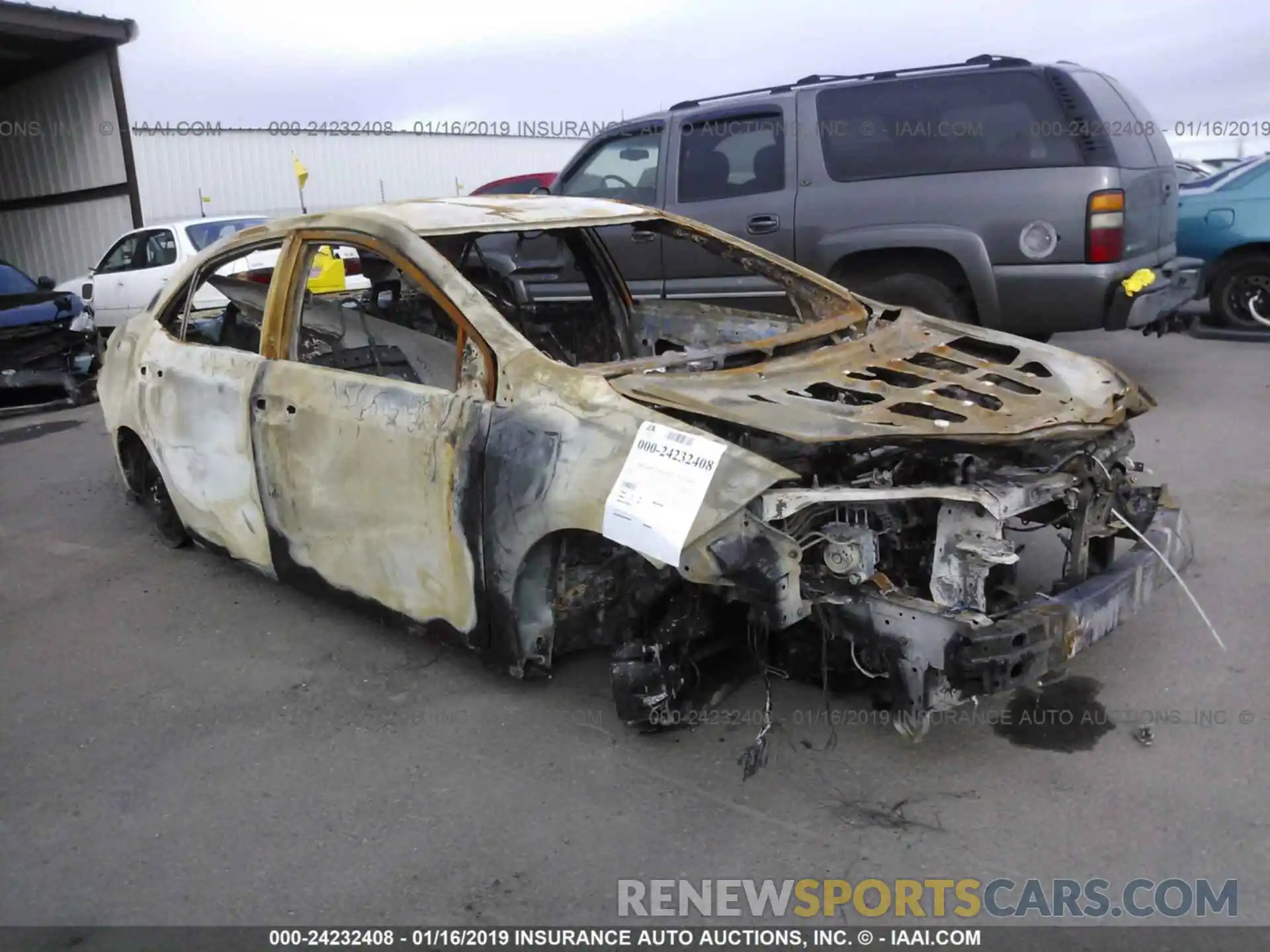 1 Photograph of a damaged car 2T1BURHE7KC160337 TOYOTA COROLLA 2019