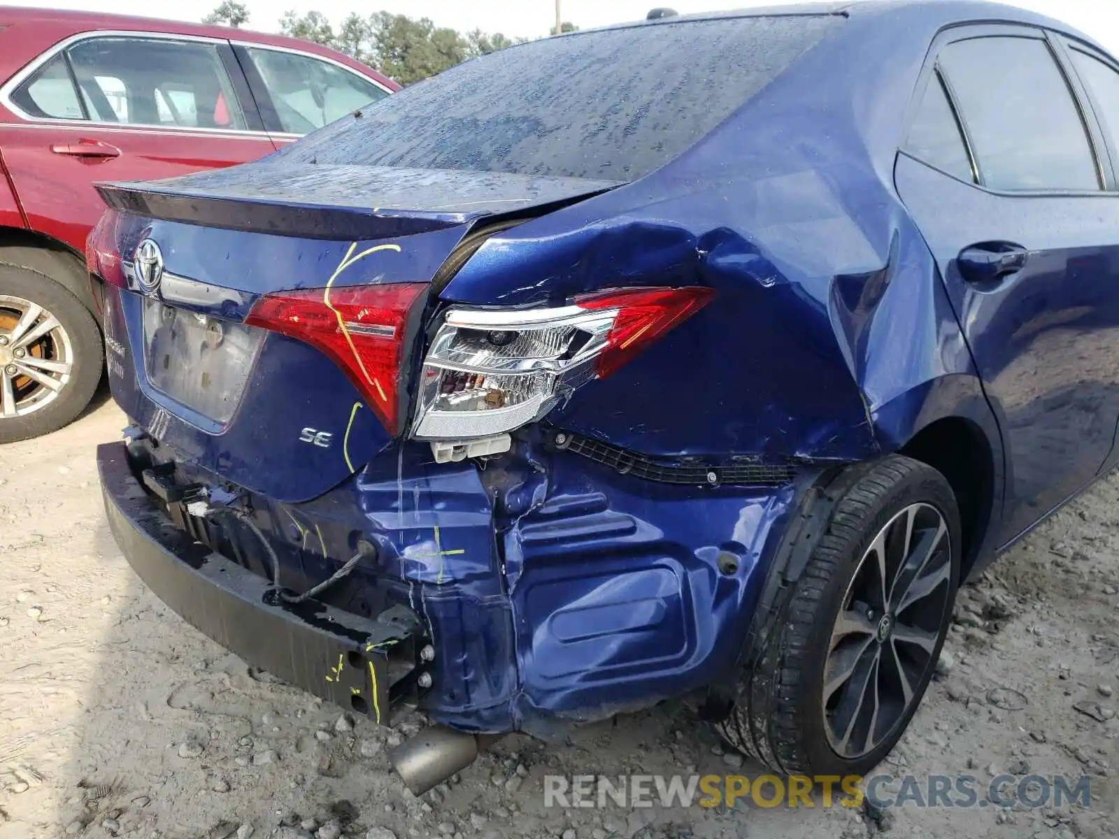 9 Photograph of a damaged car 2T1BURHE7KC162167 TOYOTA COROLLA 2019