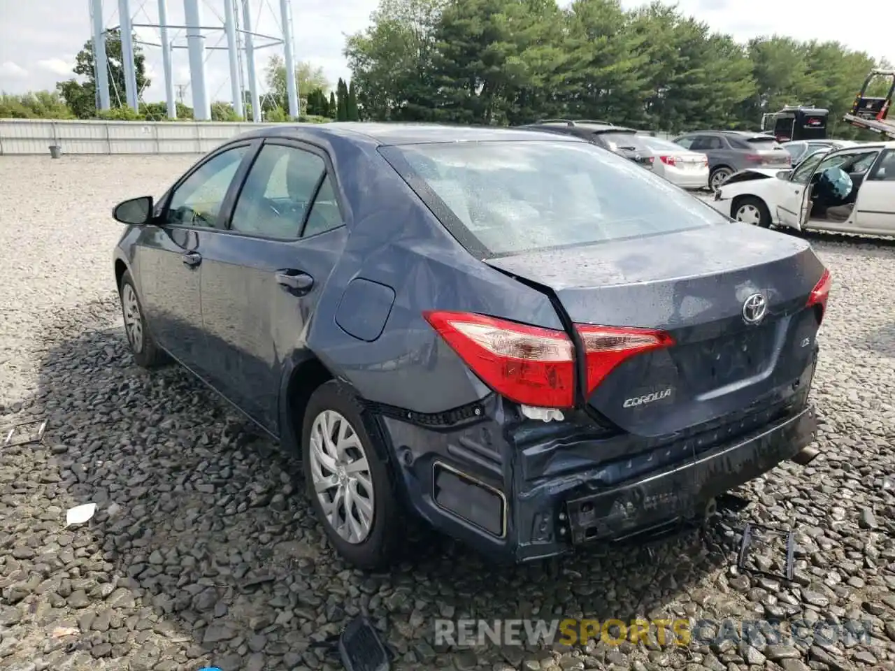 3 Photograph of a damaged car 2T1BURHE7KC162671 TOYOTA COROLLA 2019