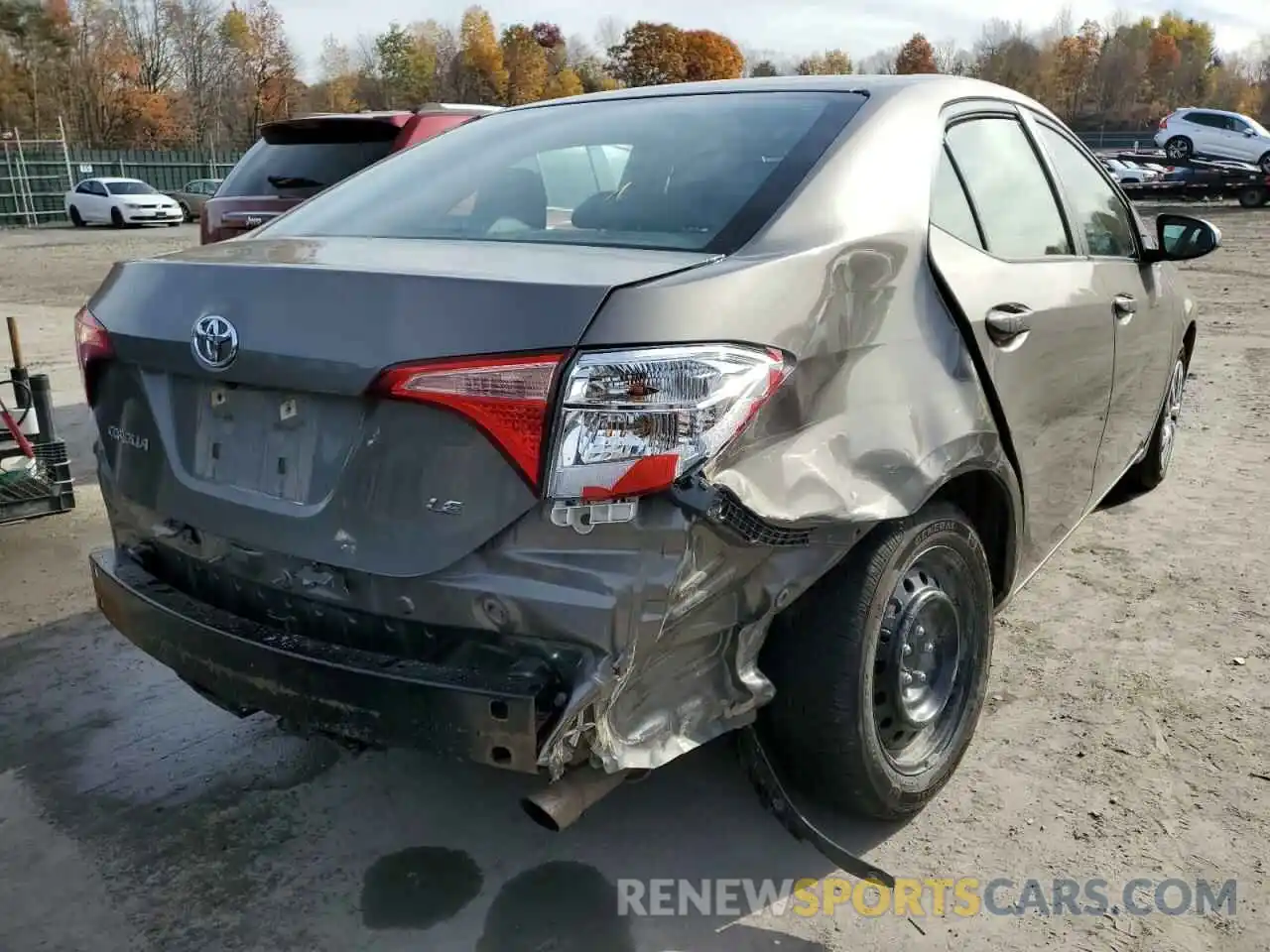 4 Photograph of a damaged car 2T1BURHE7KC162685 TOYOTA COROLLA 2019