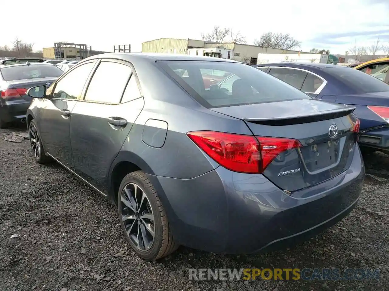 3 Photograph of a damaged car 2T1BURHE7KC163335 TOYOTA COROLLA 2019