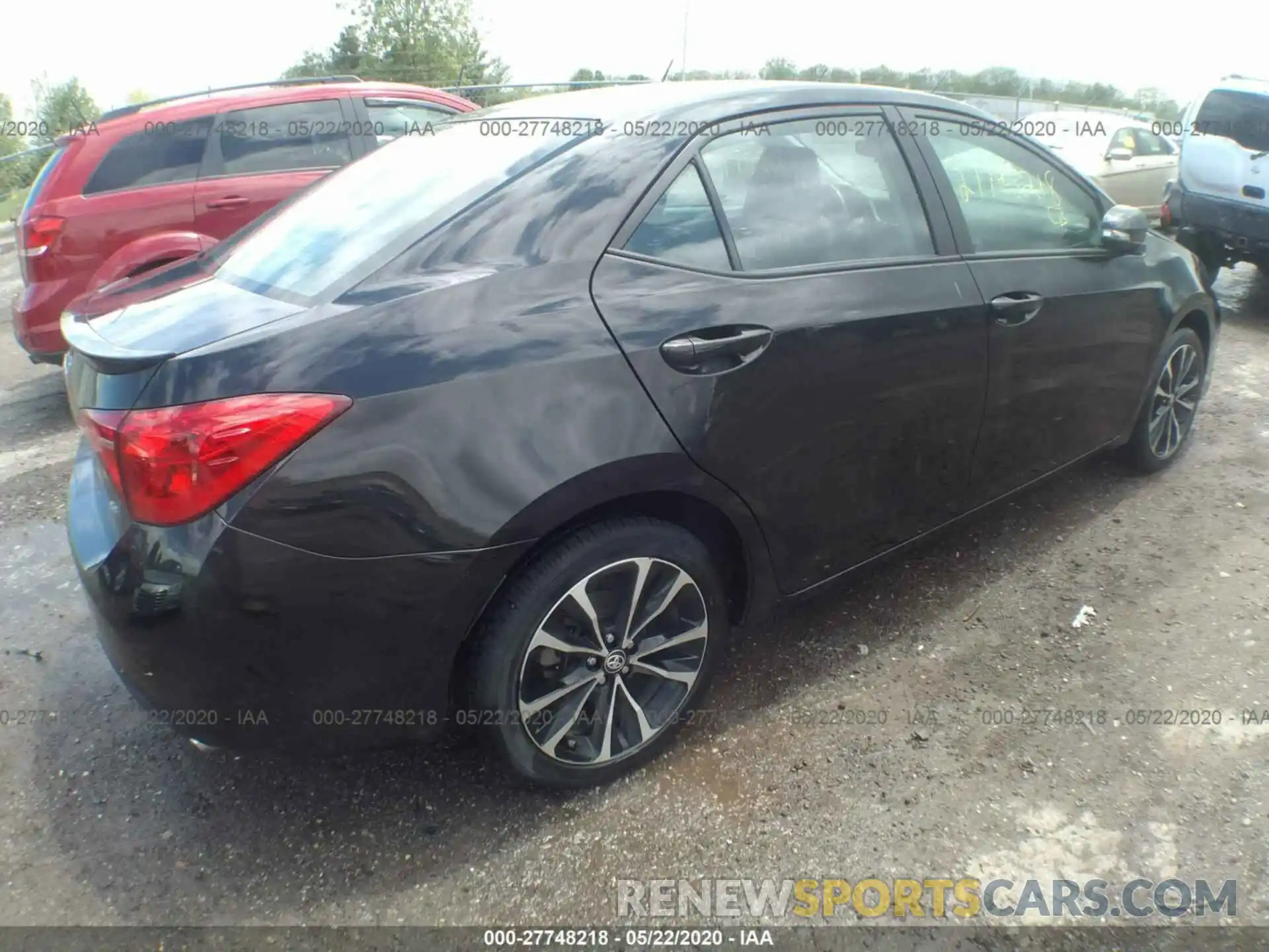 4 Photograph of a damaged car 2T1BURHE7KC163898 TOYOTA COROLLA 2019