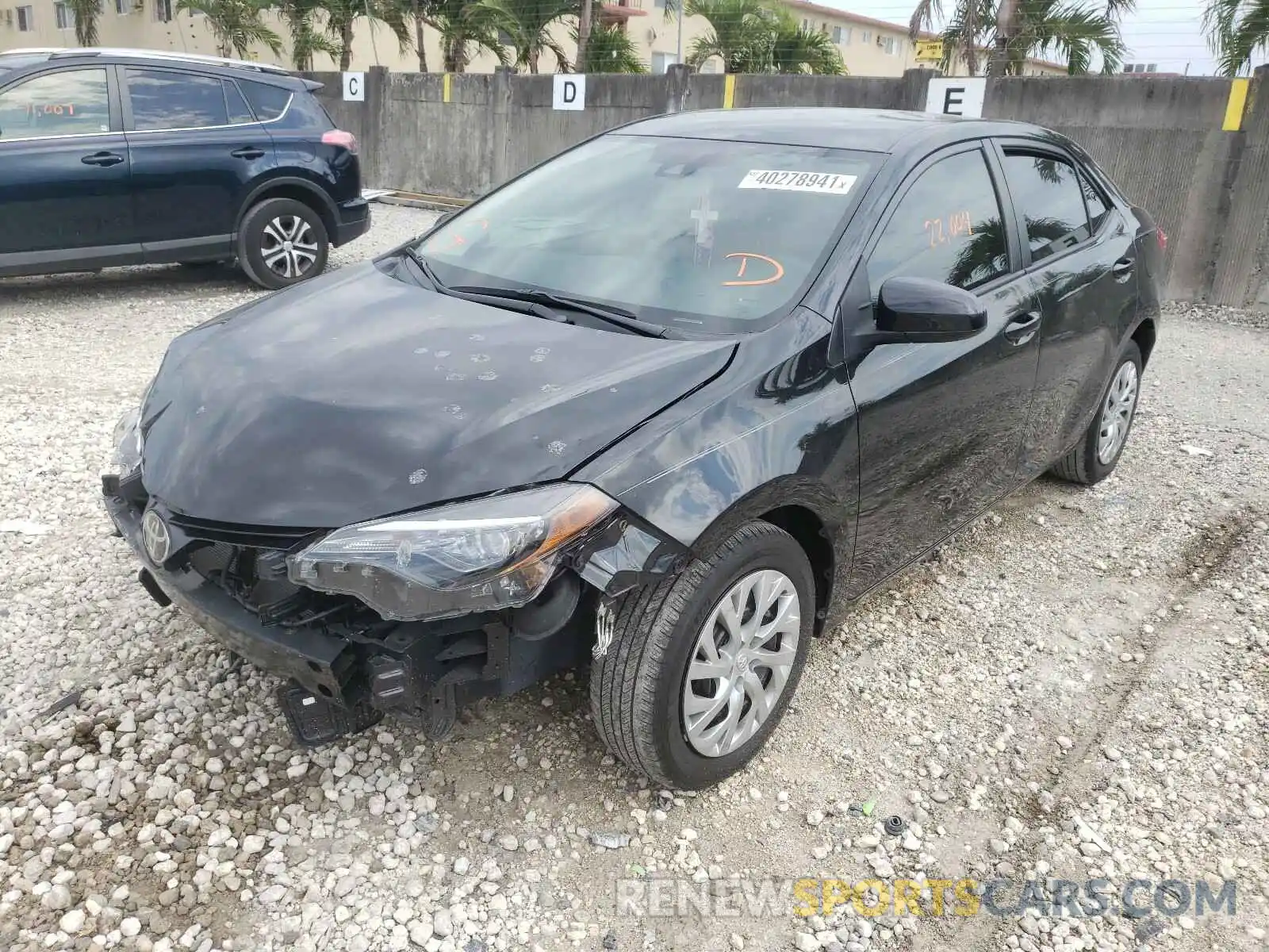 2 Photograph of a damaged car 2T1BURHE7KC164419 TOYOTA COROLLA 2019