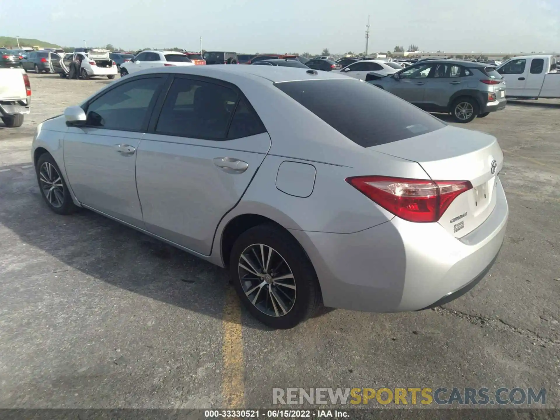 3 Photograph of a damaged car 2T1BURHE7KC164906 TOYOTA COROLLA 2019