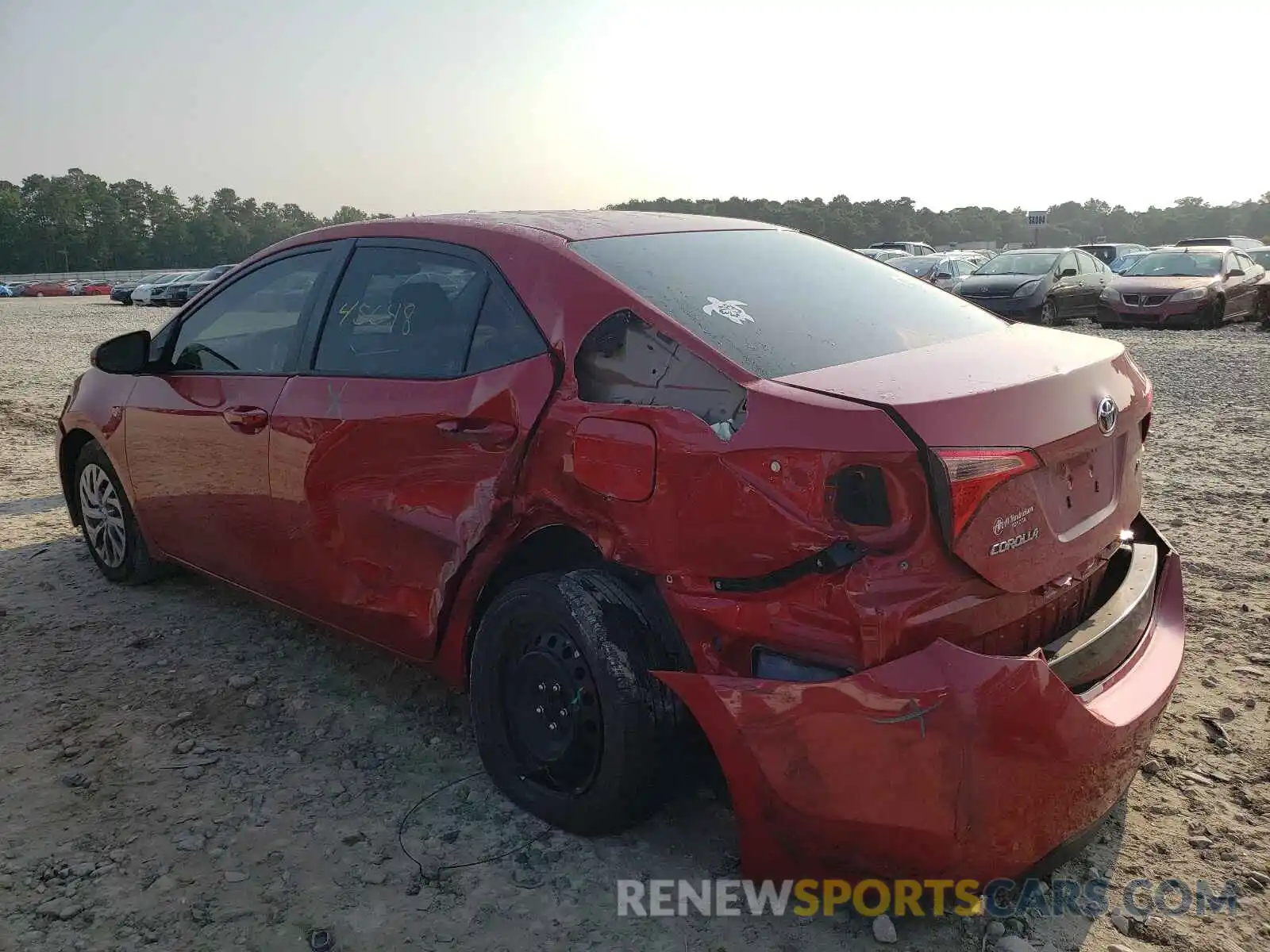 3 Photograph of a damaged car 2T1BURHE7KC165277 TOYOTA COROLLA 2019