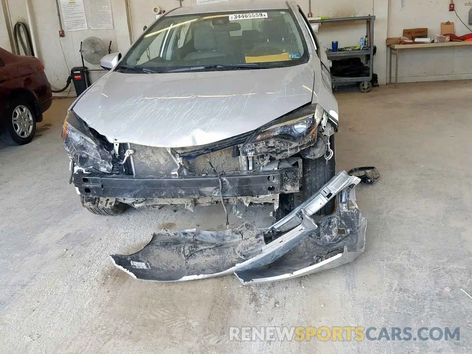 9 Photograph of a damaged car 2T1BURHE7KC165425 TOYOTA COROLLA 2019