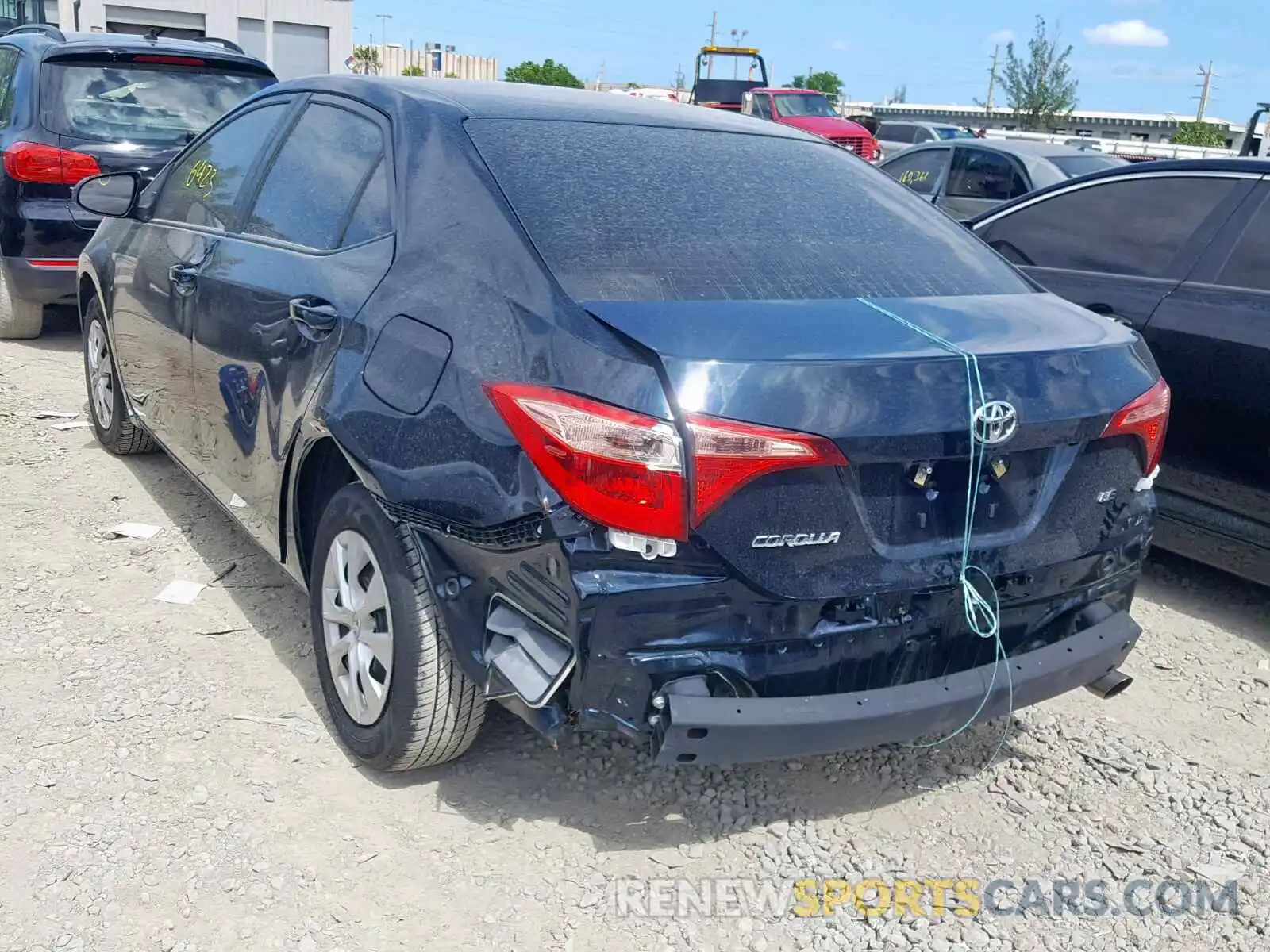 3 Photograph of a damaged car 2T1BURHE7KC166008 TOYOTA COROLLA 2019