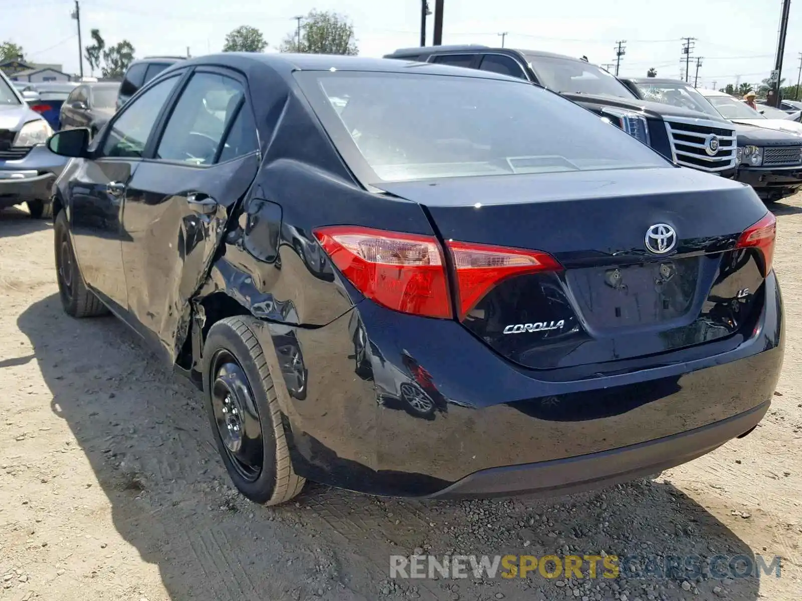 3 Photograph of a damaged car 2T1BURHE7KC166297 TOYOTA COROLLA 2019