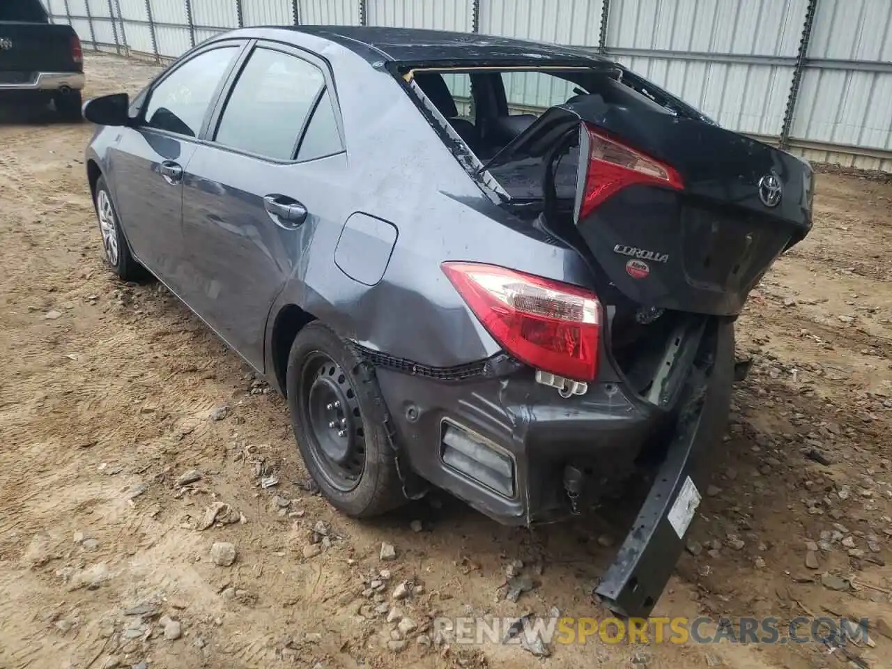 3 Photograph of a damaged car 2T1BURHE7KC166946 TOYOTA COROLLA 2019