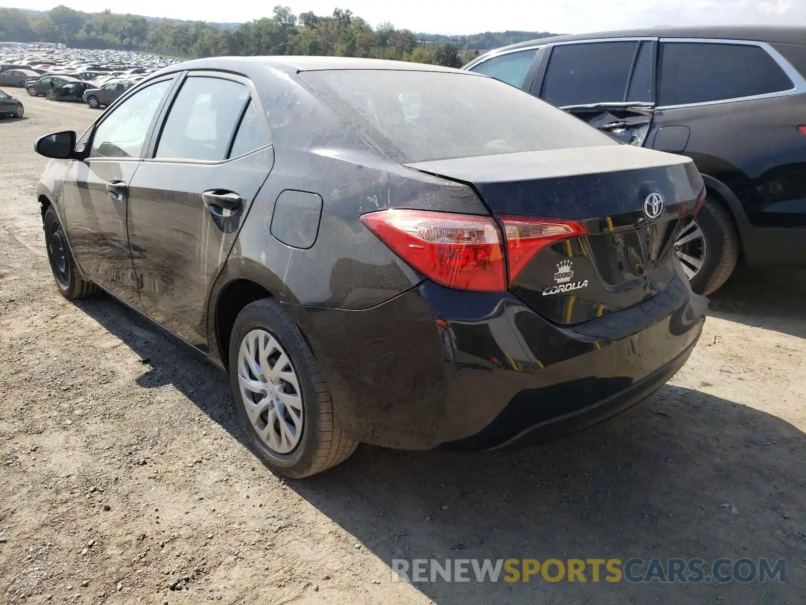 3 Photograph of a damaged car 2T1BURHE7KC167174 TOYOTA COROLLA 2019