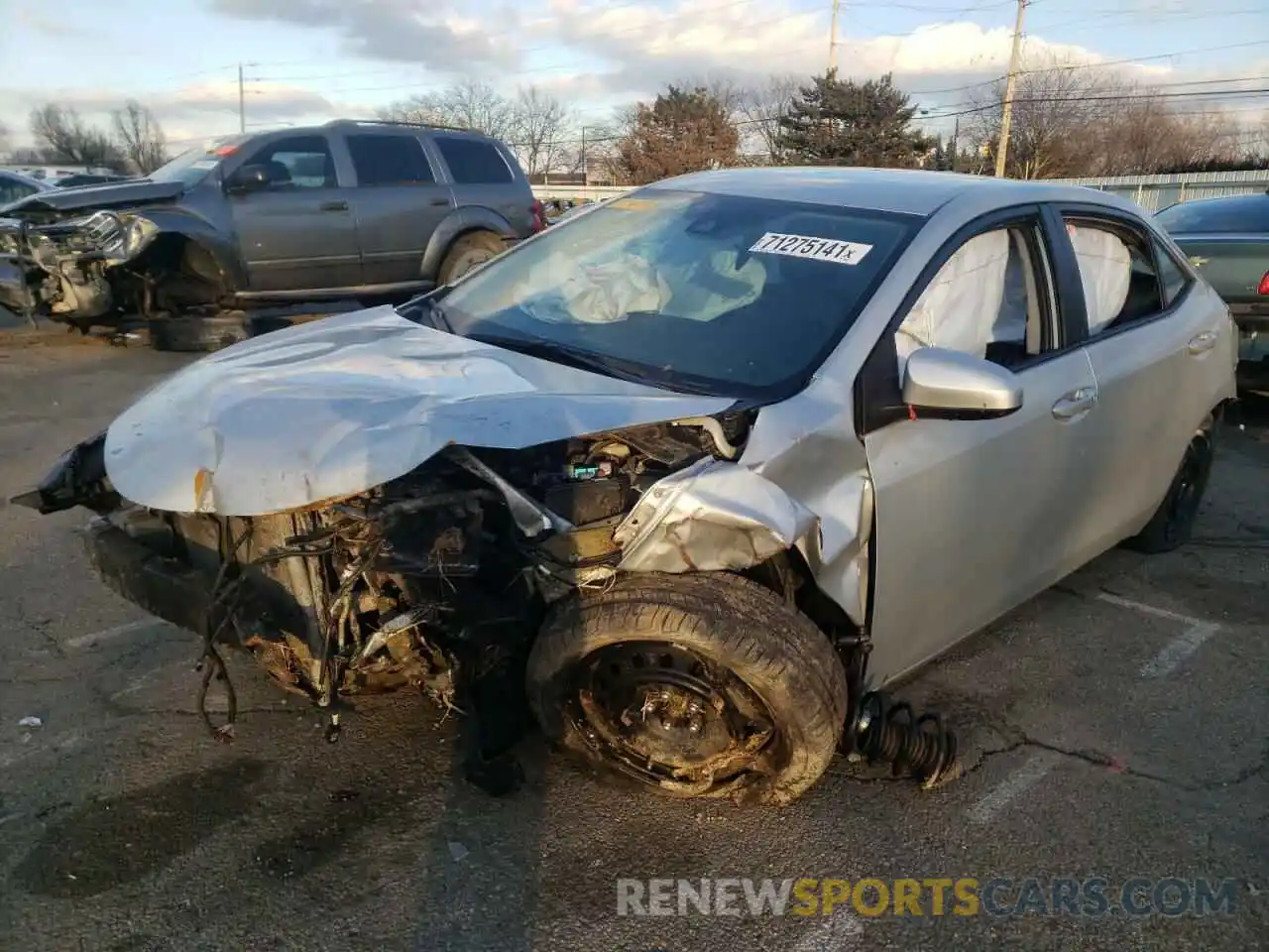 2 Photograph of a damaged car 2T1BURHE7KC167580 TOYOTA COROLLA 2019