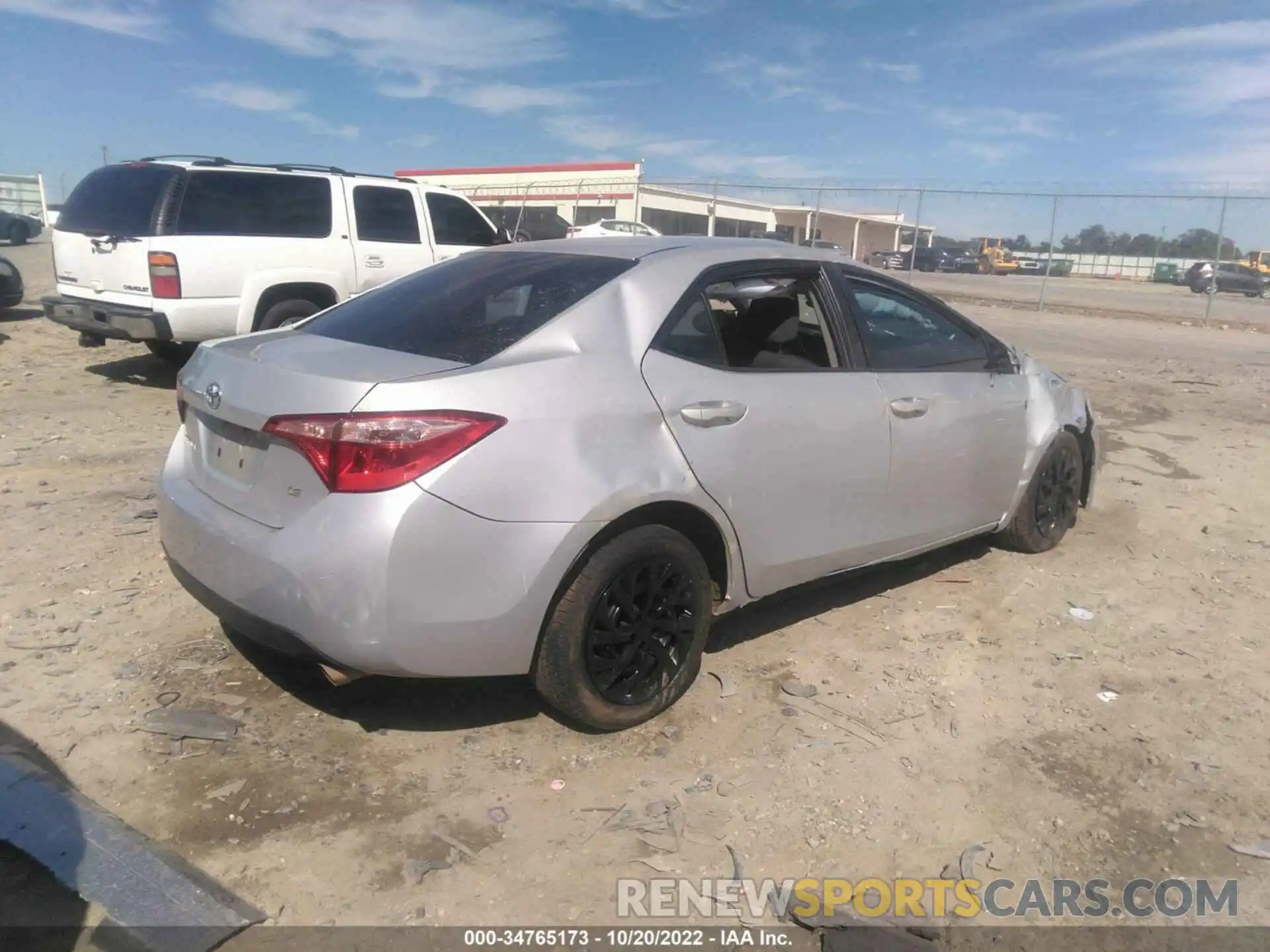 4 Photograph of a damaged car 2T1BURHE7KC167871 TOYOTA COROLLA 2019