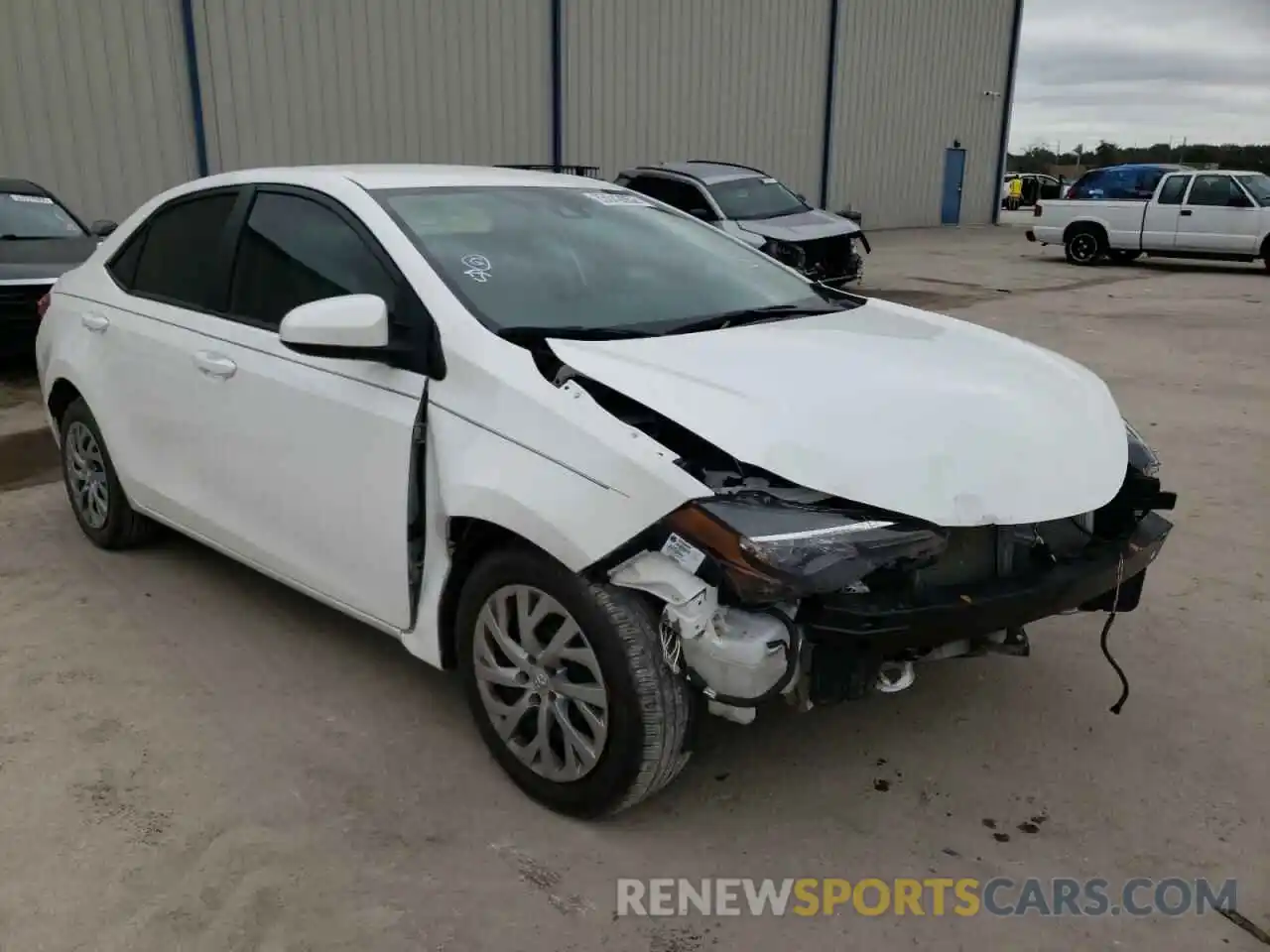 1 Photograph of a damaged car 2T1BURHE7KC168938 TOYOTA COROLLA 2019