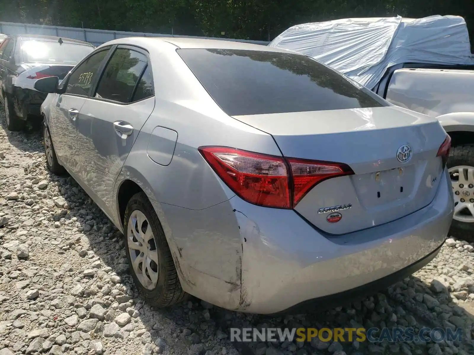 3 Photograph of a damaged car 2T1BURHE7KC169023 TOYOTA COROLLA 2019