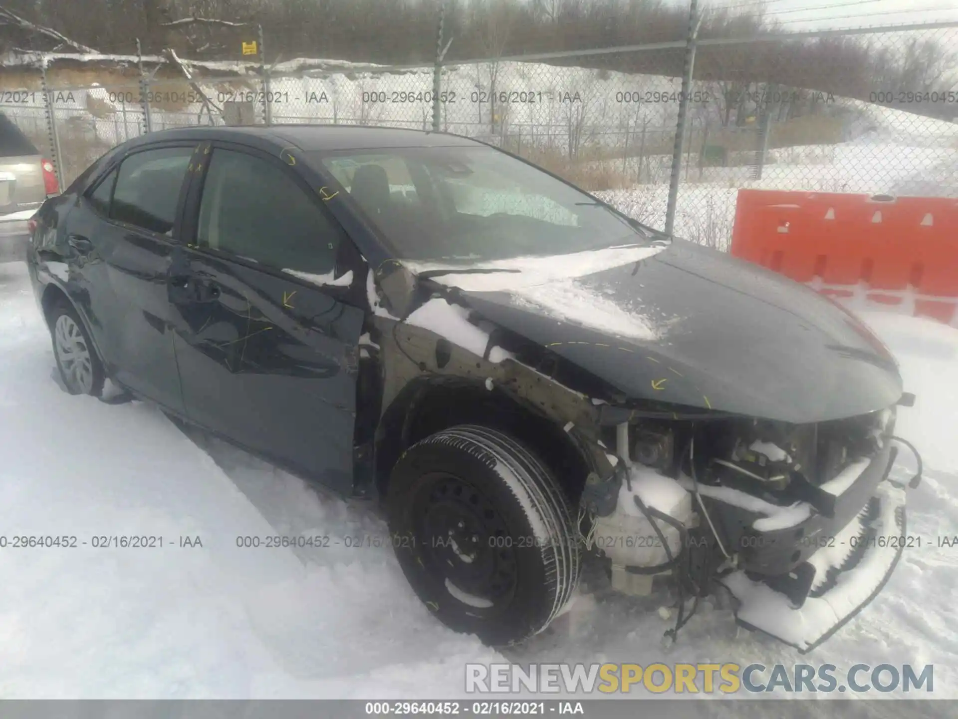 1 Photograph of a damaged car 2T1BURHE7KC169345 TOYOTA COROLLA 2019