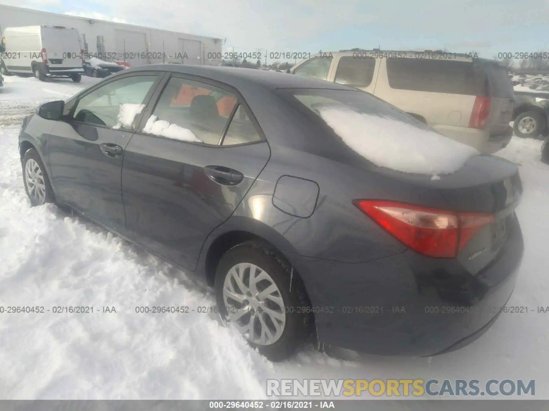 3 Photograph of a damaged car 2T1BURHE7KC169345 TOYOTA COROLLA 2019