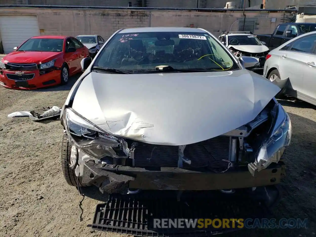 9 Photograph of a damaged car 2T1BURHE7KC169684 TOYOTA COROLLA 2019