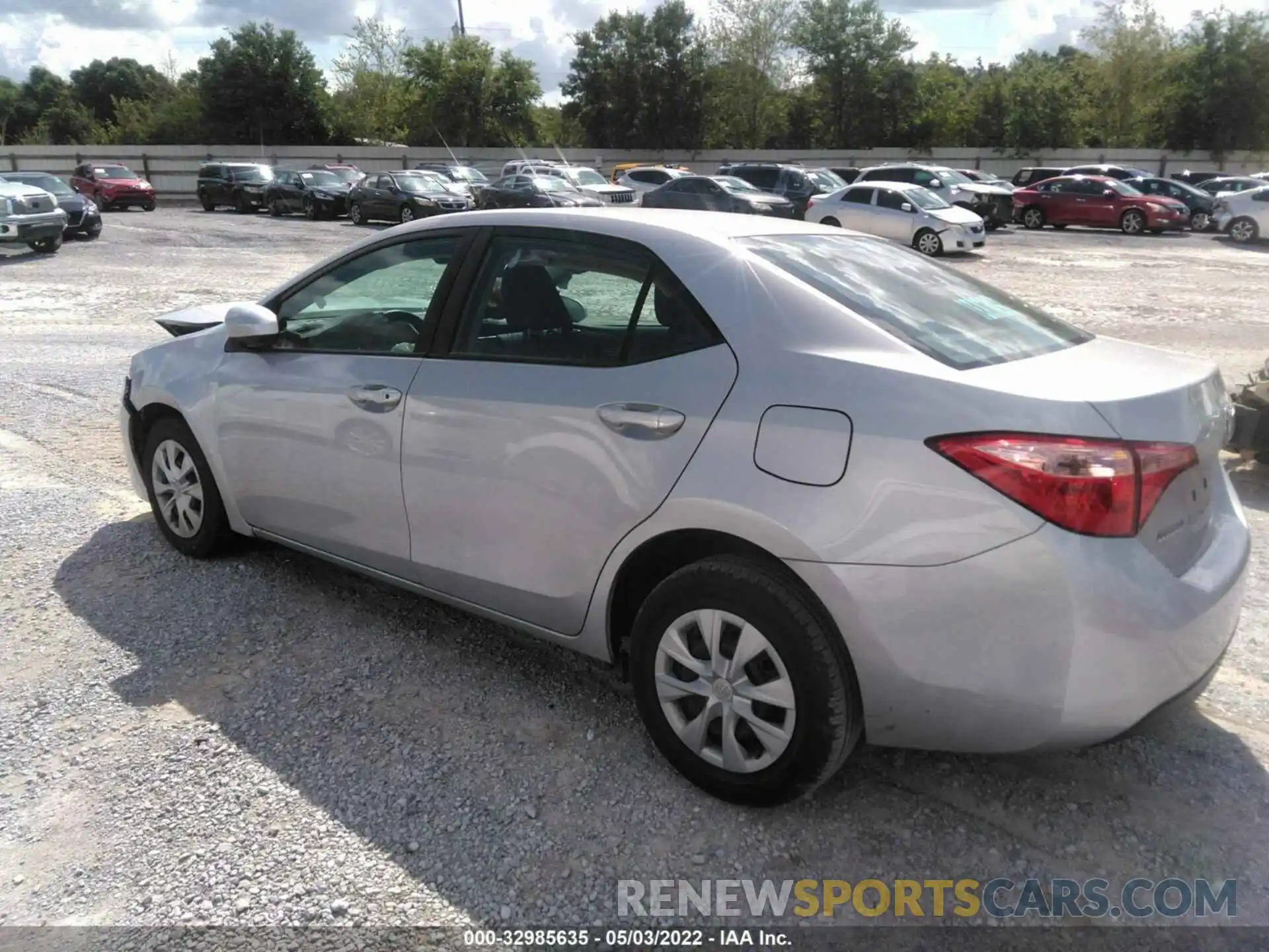 3 Photograph of a damaged car 2T1BURHE7KC171368 TOYOTA COROLLA 2019