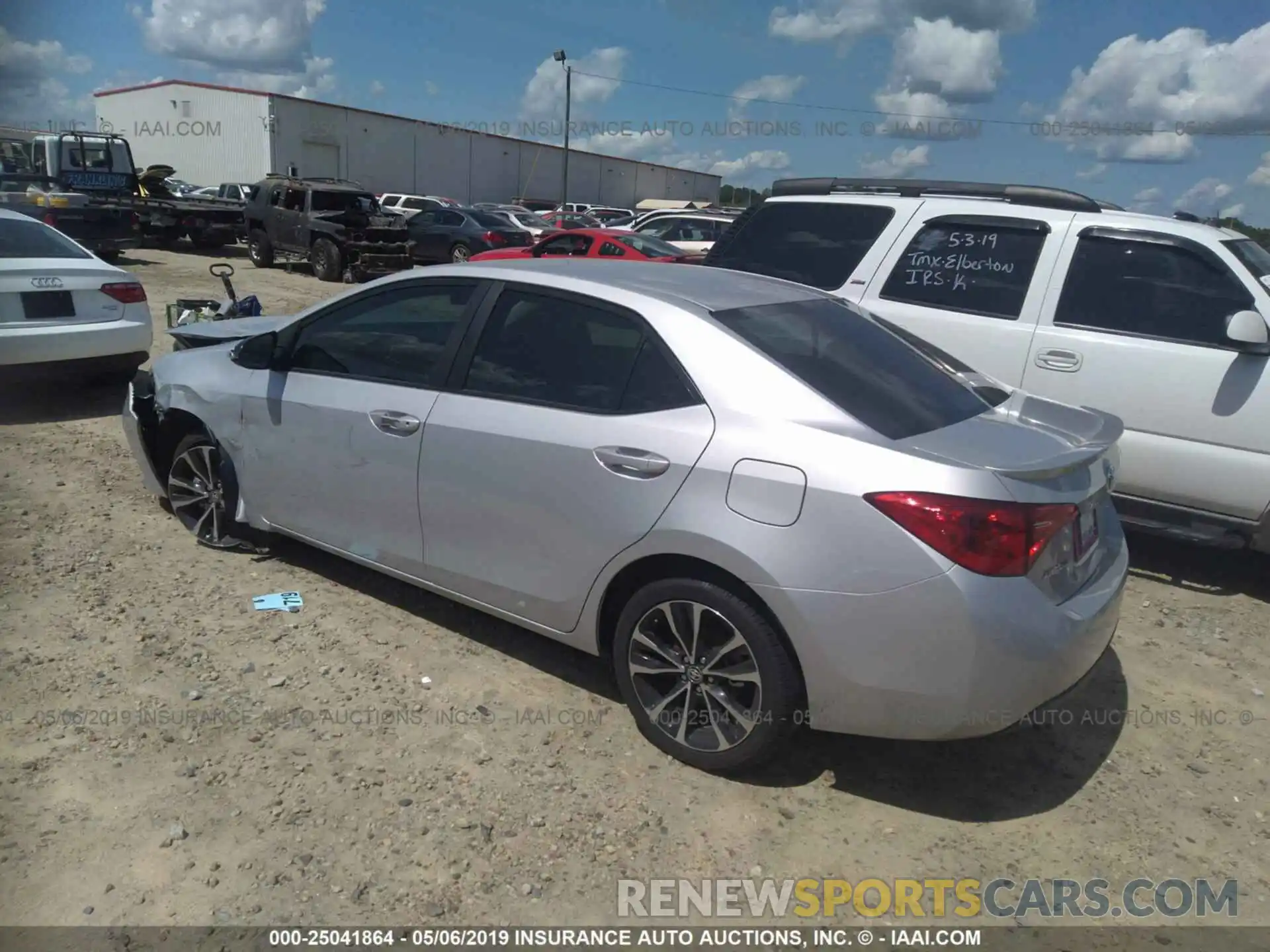 3 Photograph of a damaged car 2T1BURHE7KC171807 TOYOTA COROLLA 2019