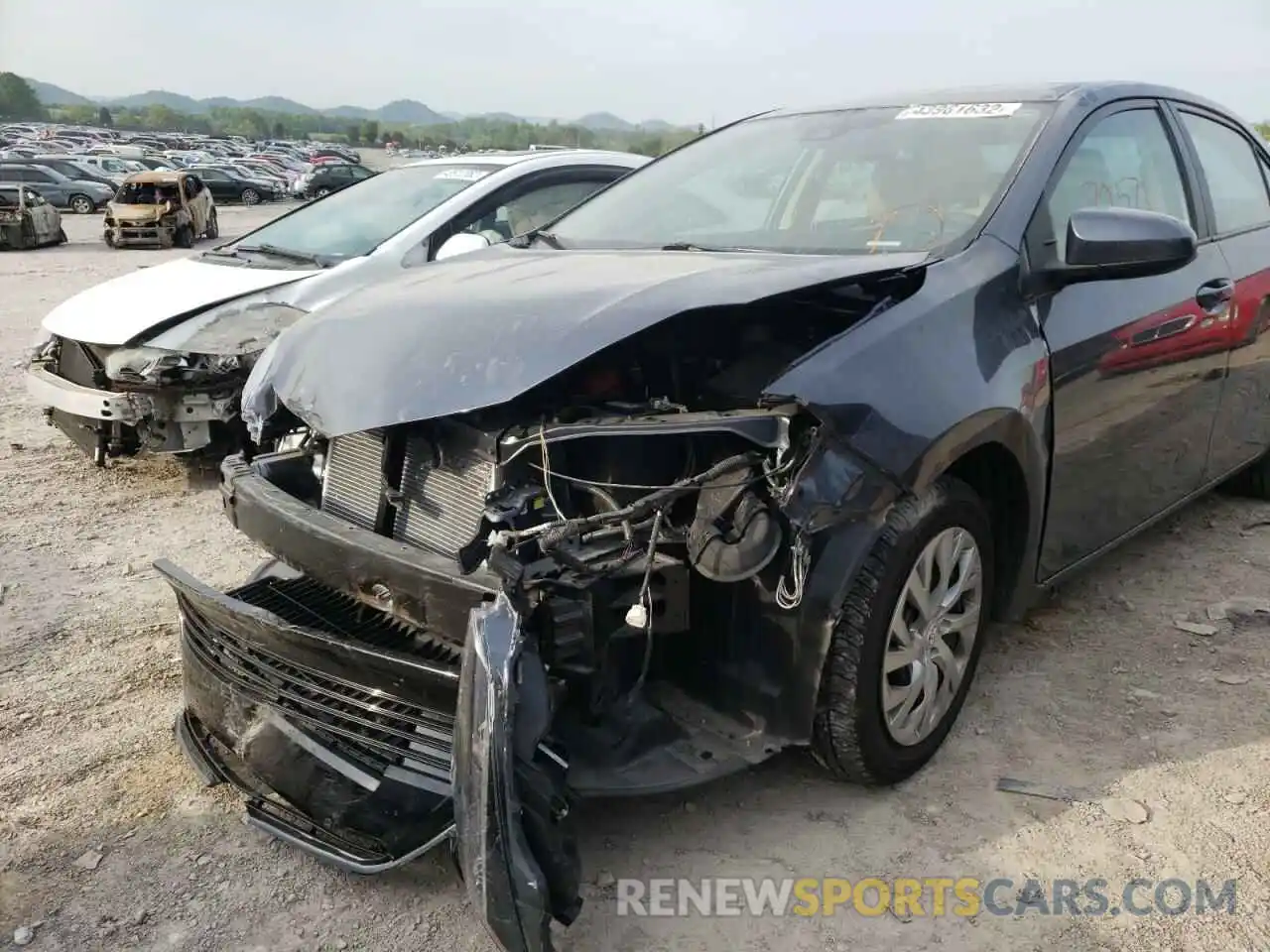 9 Photograph of a damaged car 2T1BURHE7KC171967 TOYOTA COROLLA 2019