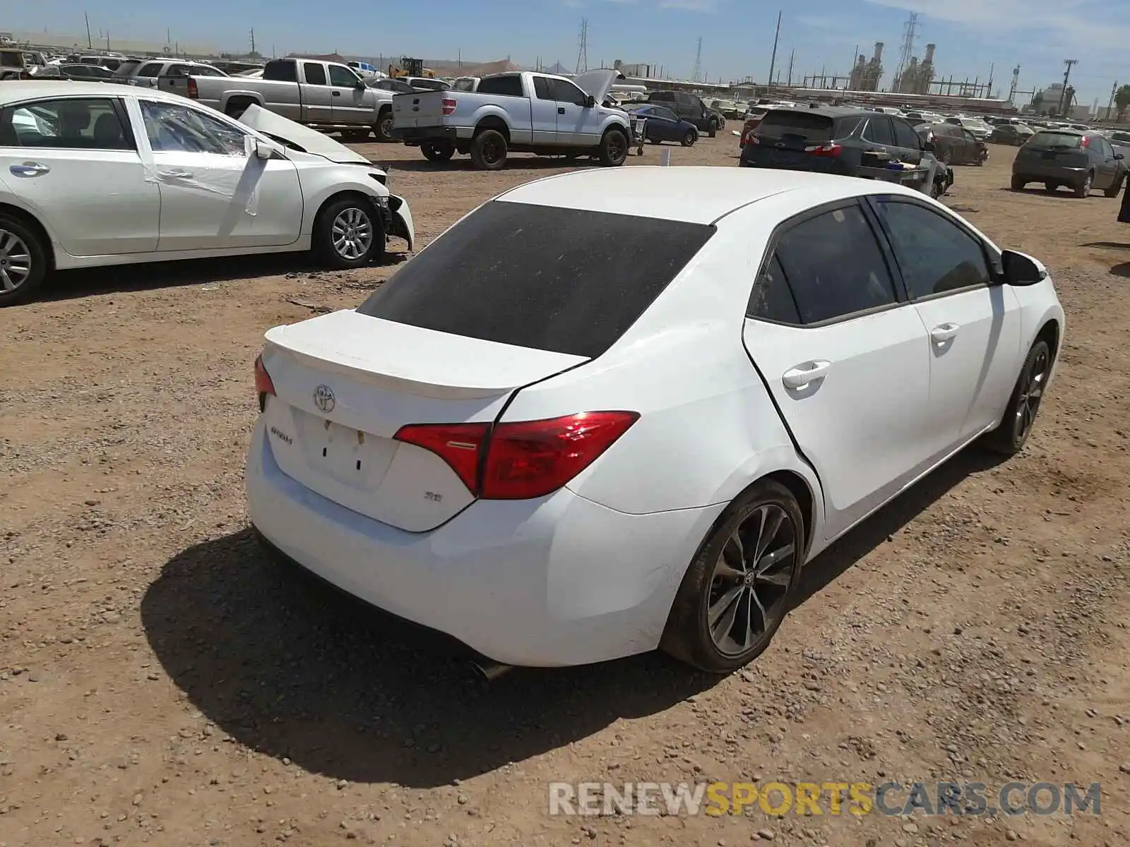 4 Photograph of a damaged car 2T1BURHE7KC173850 TOYOTA COROLLA 2019