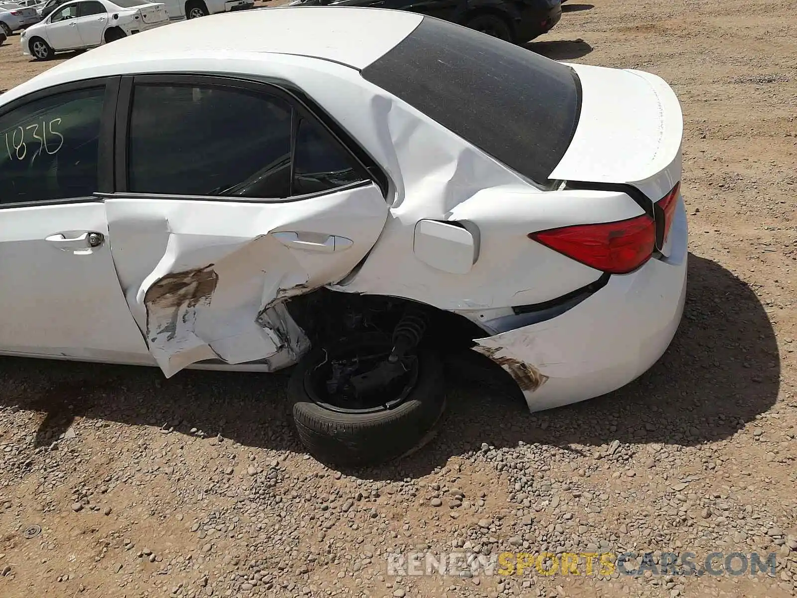 9 Photograph of a damaged car 2T1BURHE7KC173850 TOYOTA COROLLA 2019