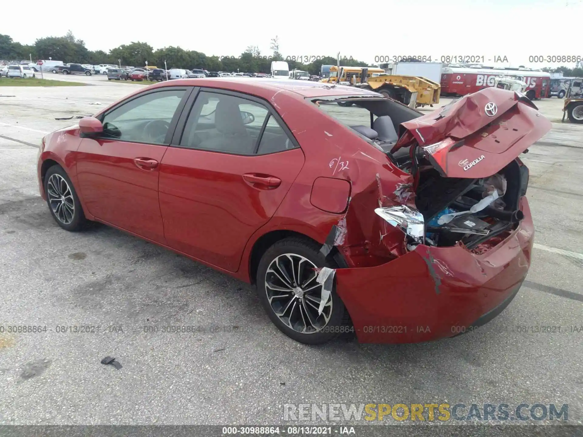 3 Photograph of a damaged car 2T1BURHE7KC174965 TOYOTA COROLLA 2019