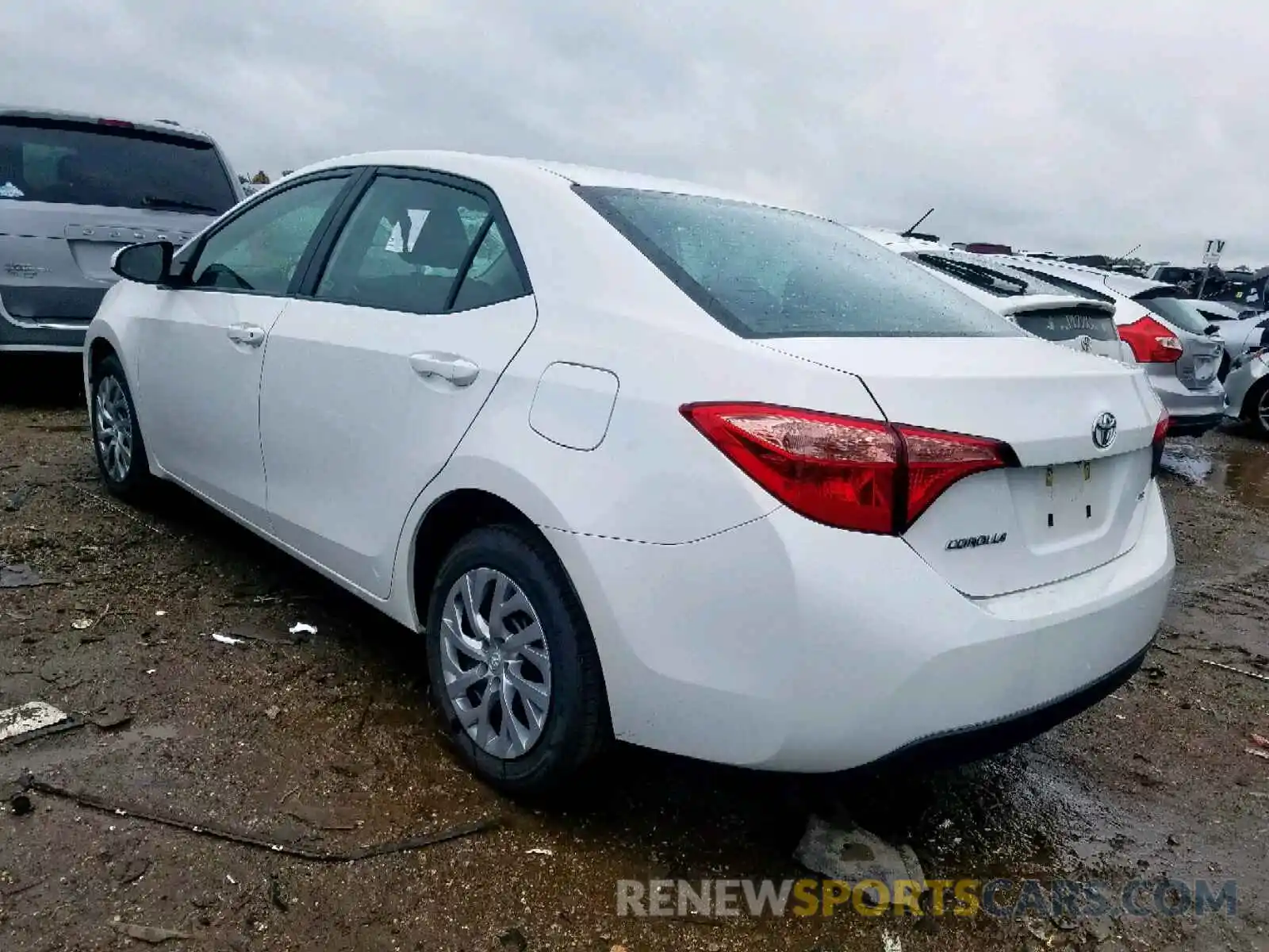 3 Photograph of a damaged car 2T1BURHE7KC175226 TOYOTA COROLLA 2019