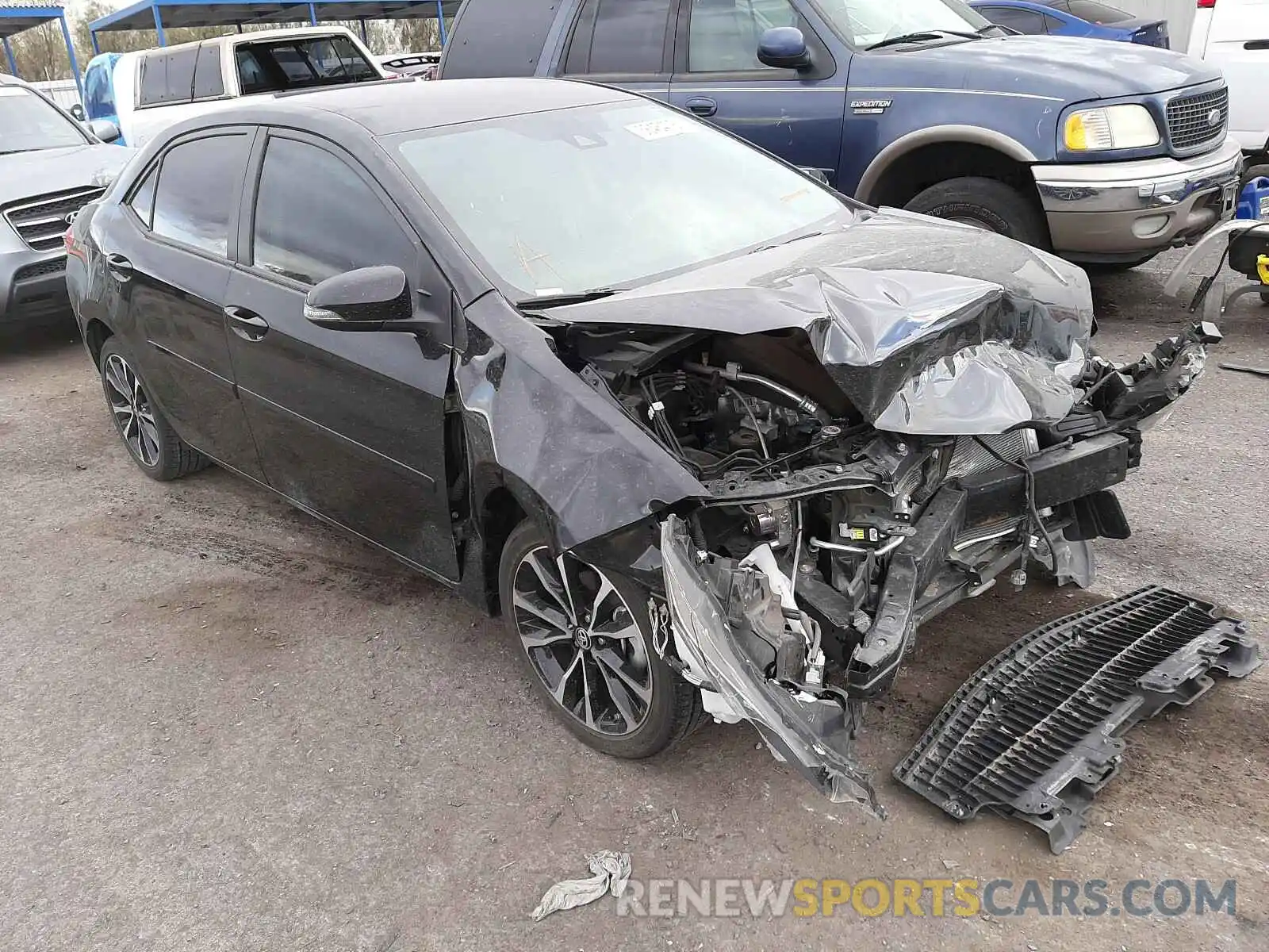 1 Photograph of a damaged car 2T1BURHE7KC175274 TOYOTA COROLLA 2019