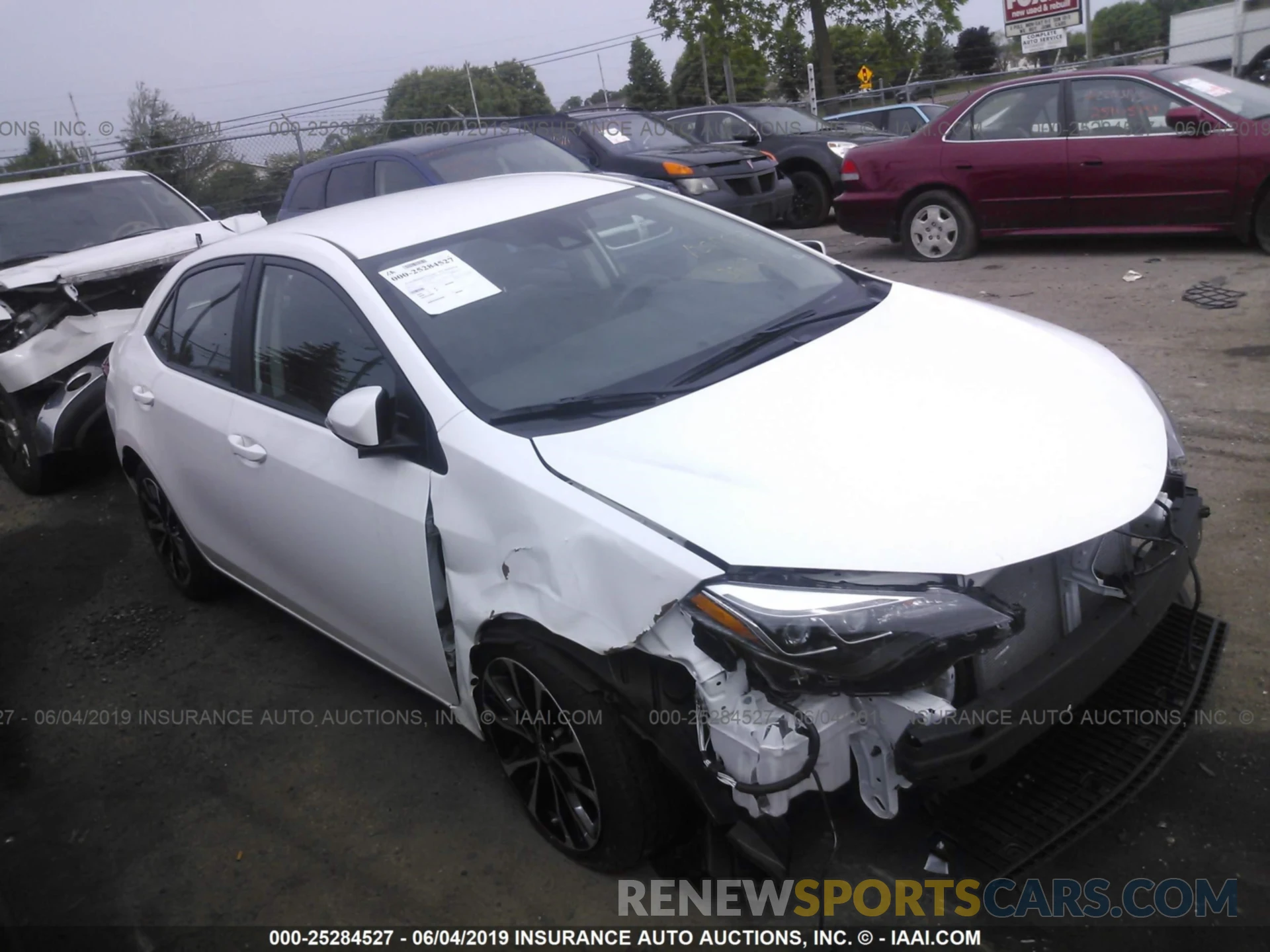 1 Photograph of a damaged car 2T1BURHE7KC176635 TOYOTA COROLLA 2019