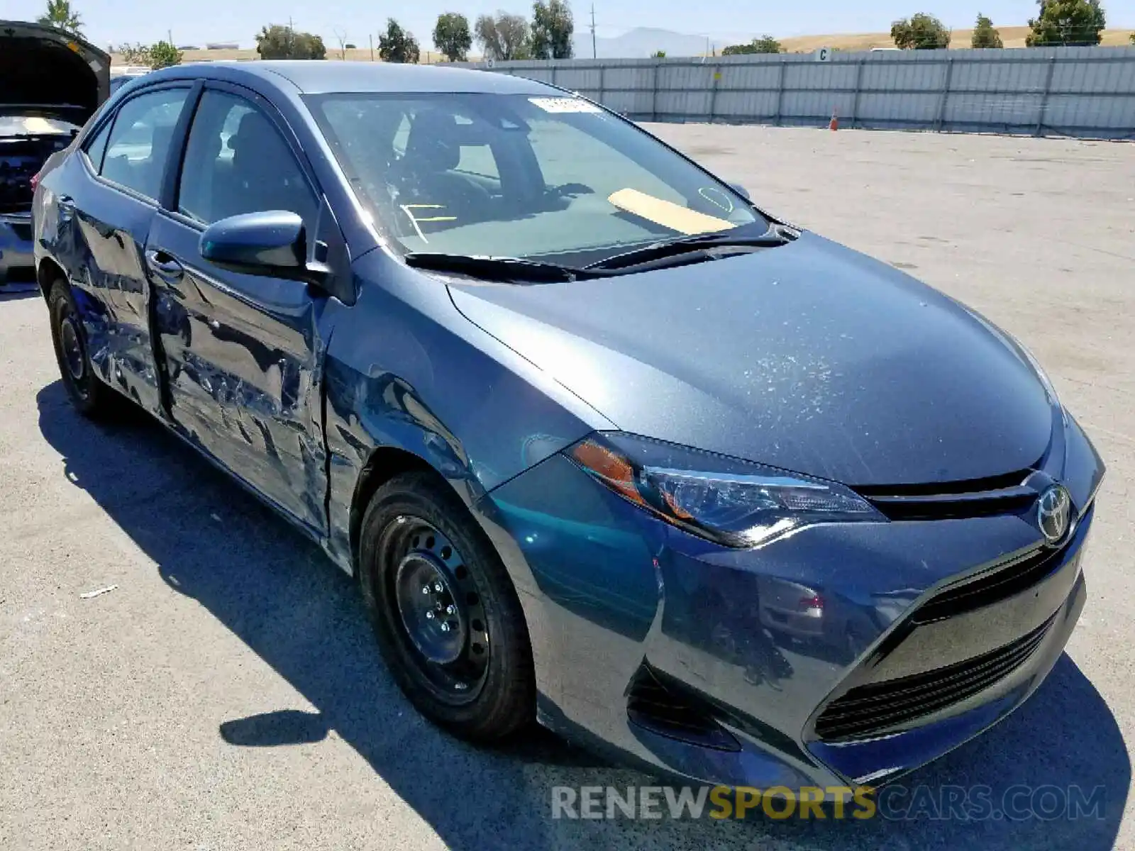 1 Photograph of a damaged car 2T1BURHE7KC176683 TOYOTA COROLLA 2019