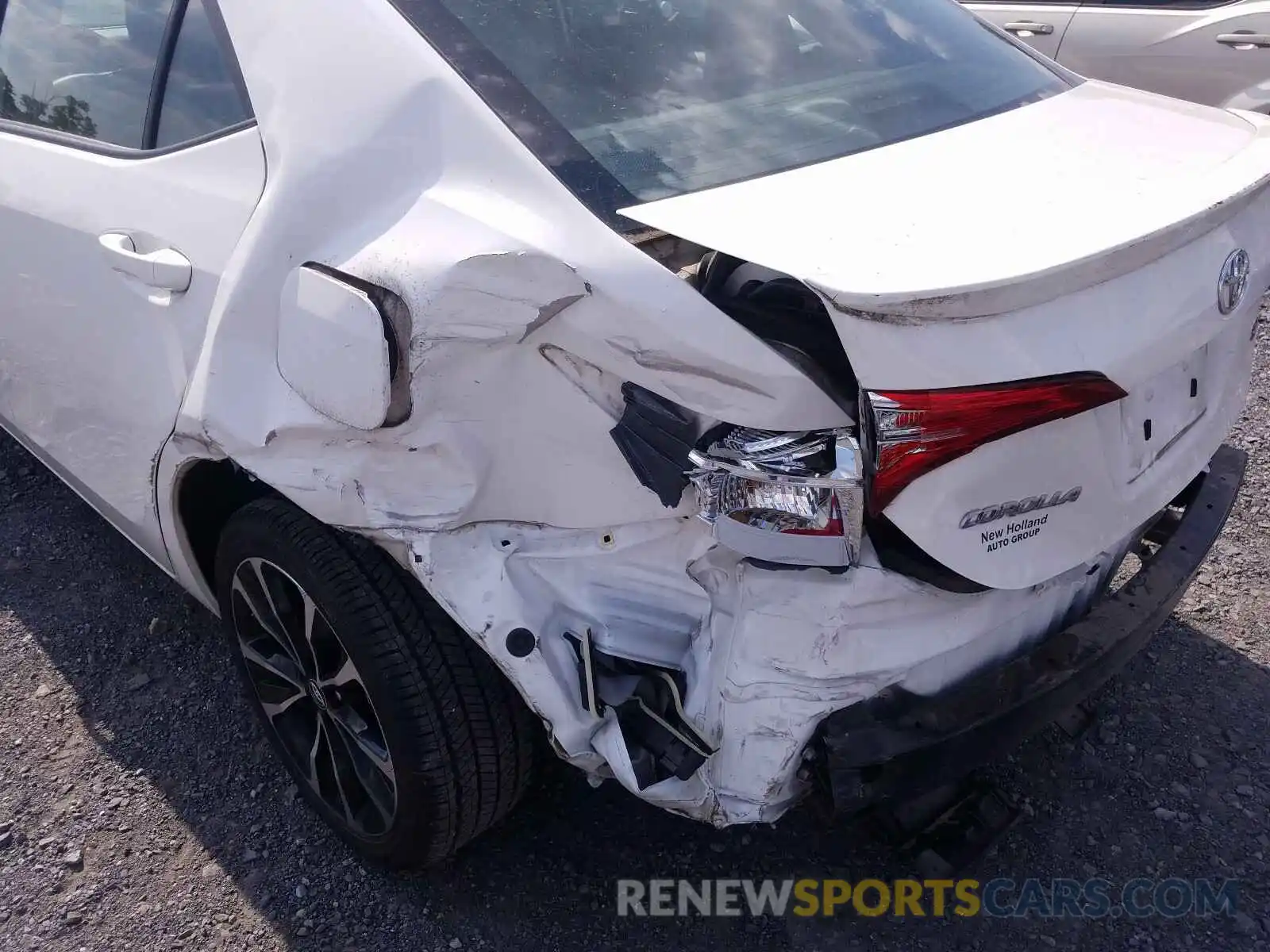 9 Photograph of a damaged car 2T1BURHE7KC176778 TOYOTA COROLLA 2019