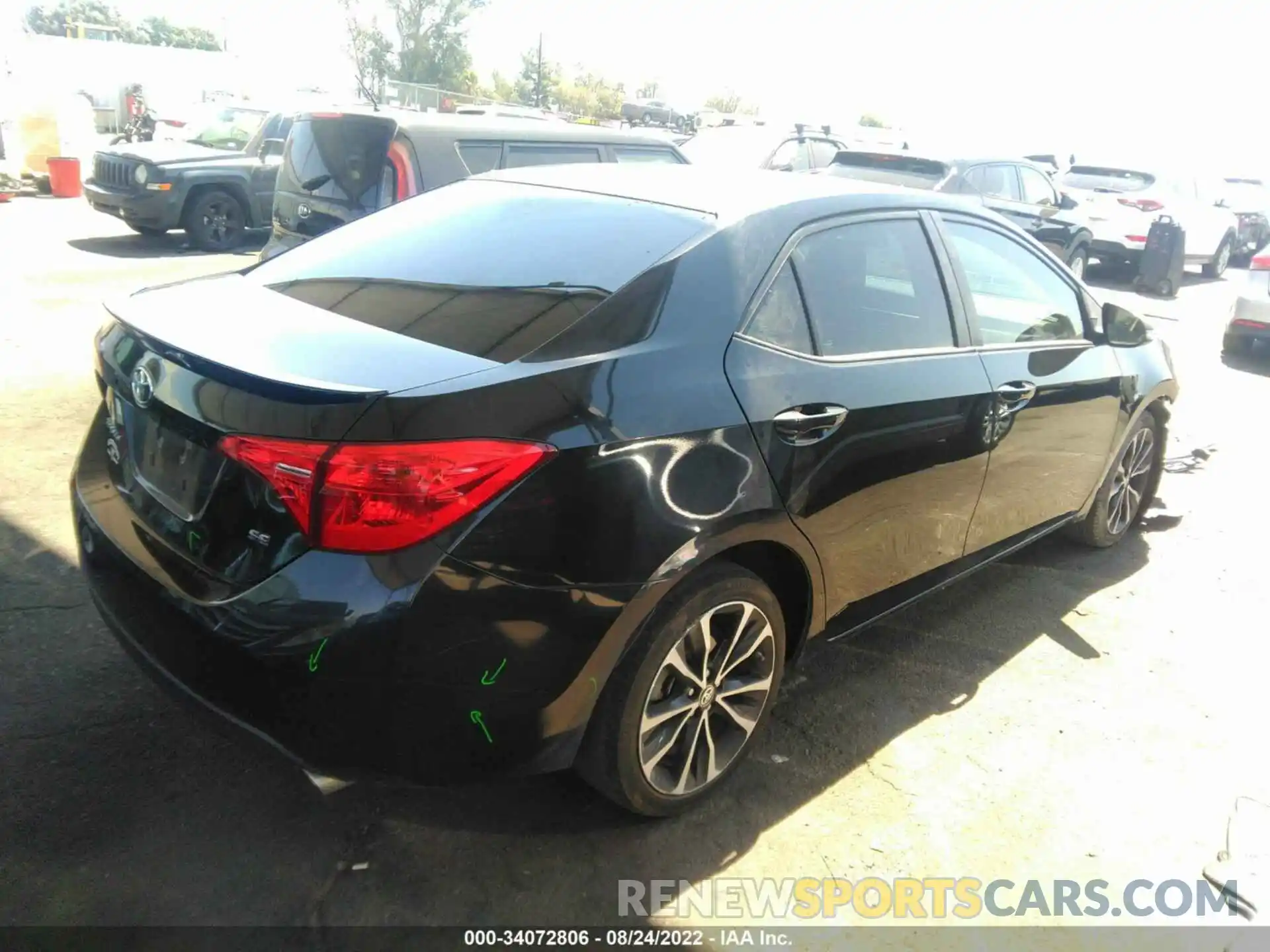 4 Photograph of a damaged car 2T1BURHE7KC177347 TOYOTA COROLLA 2019