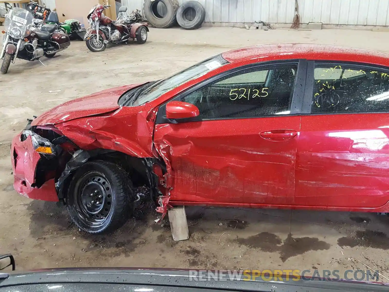 9 Photograph of a damaged car 2T1BURHE7KC177350 TOYOTA COROLLA 2019