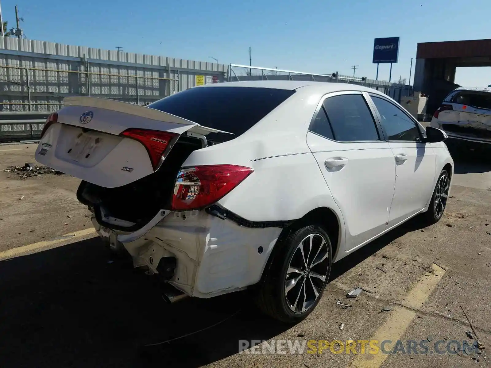 4 Photograph of a damaged car 2T1BURHE7KC177803 TOYOTA COROLLA 2019