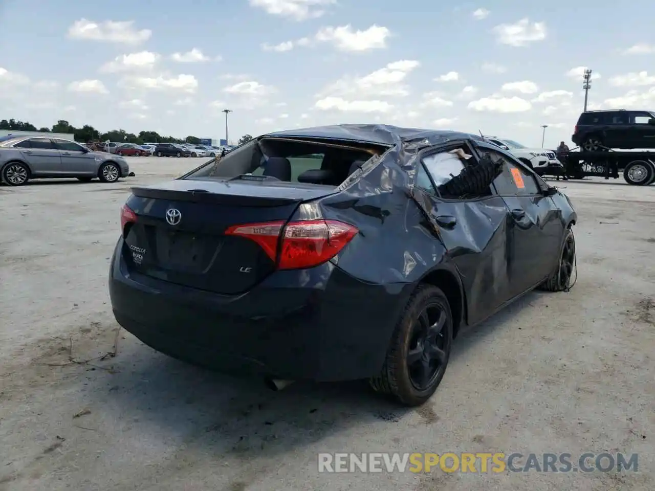 4 Photograph of a damaged car 2T1BURHE7KC177977 TOYOTA COROLLA 2019