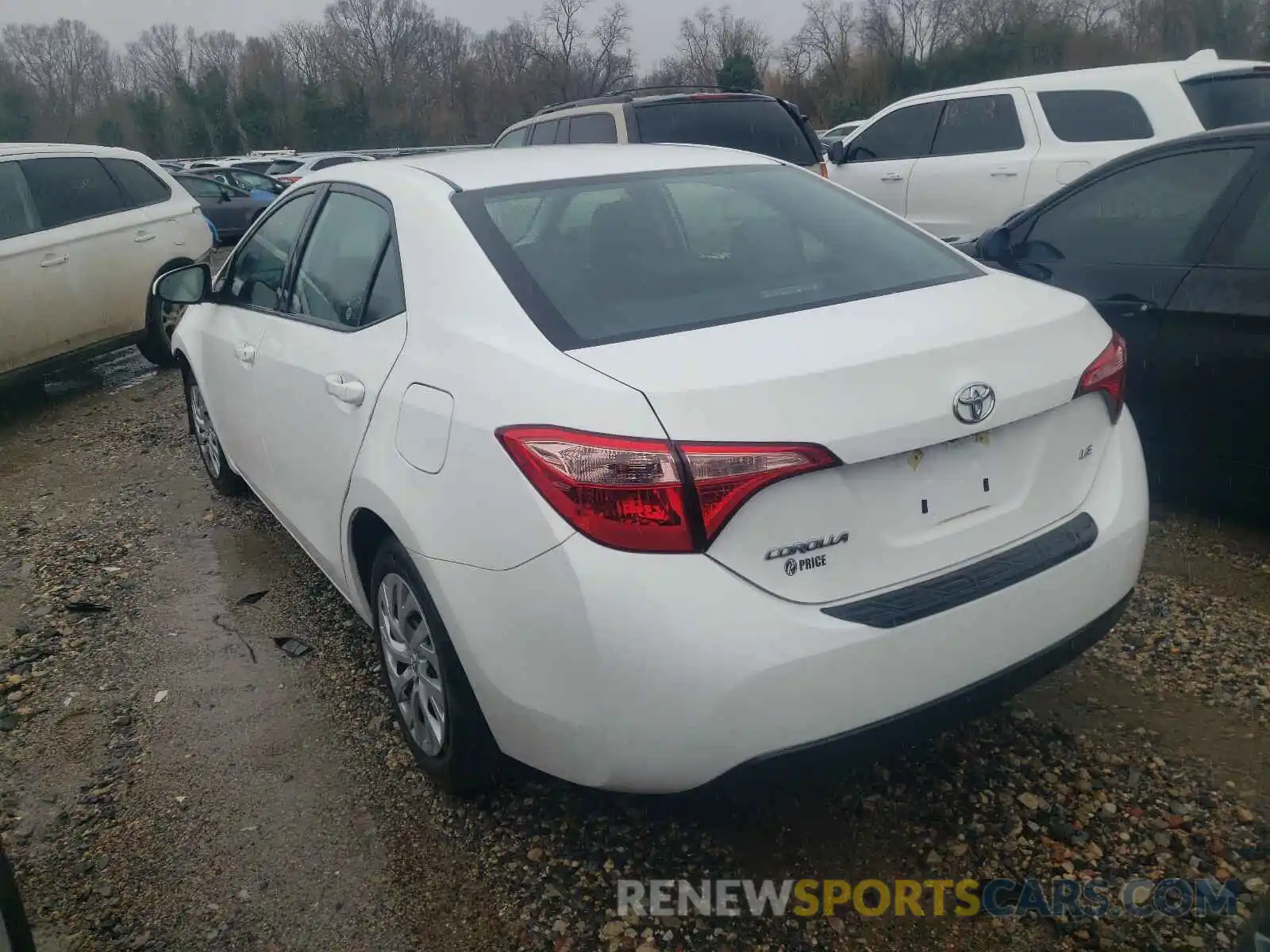 3 Photograph of a damaged car 2T1BURHE7KC179017 TOYOTA COROLLA 2019