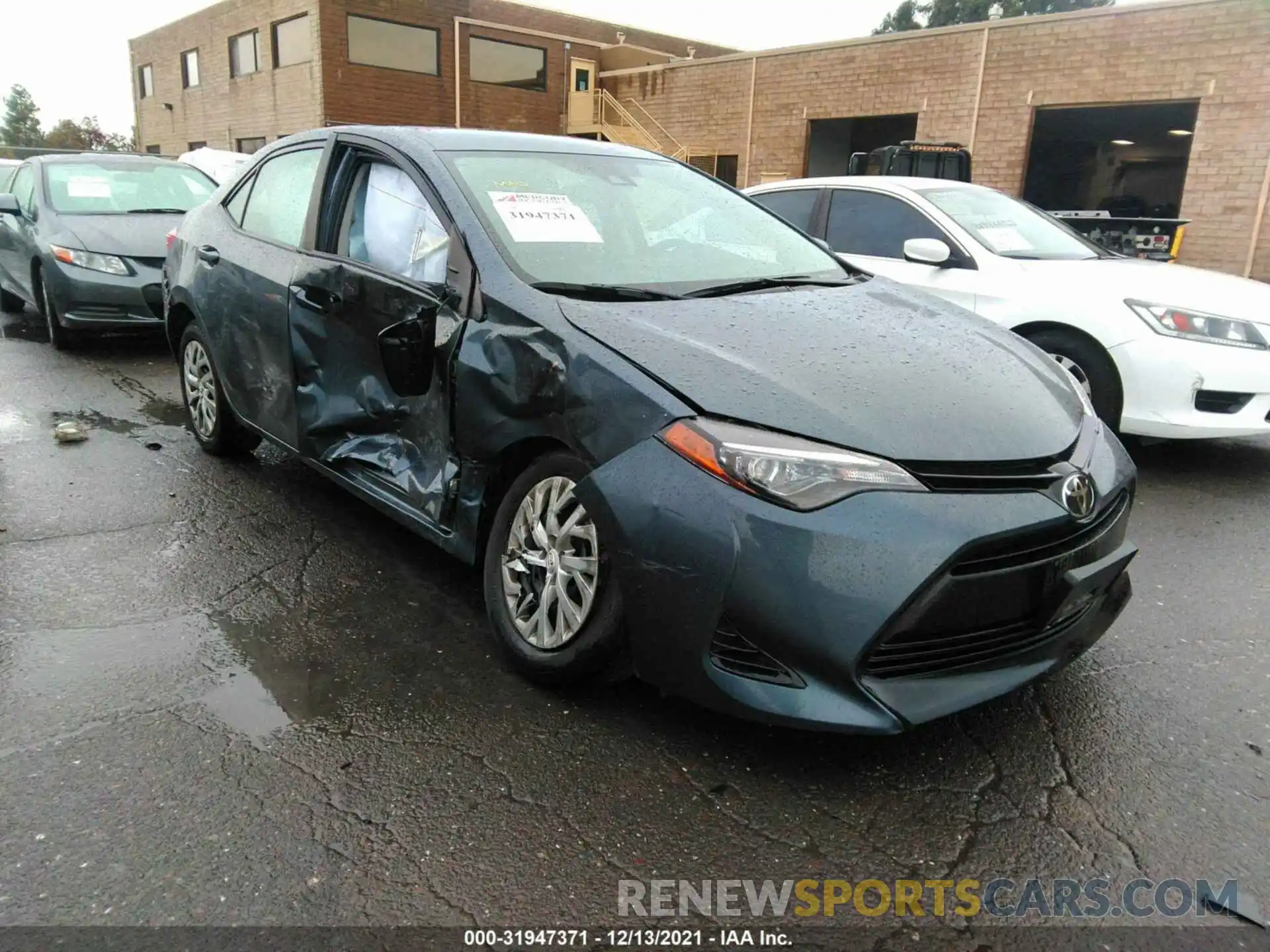 6 Photograph of a damaged car 2T1BURHE7KC180314 TOYOTA COROLLA 2019